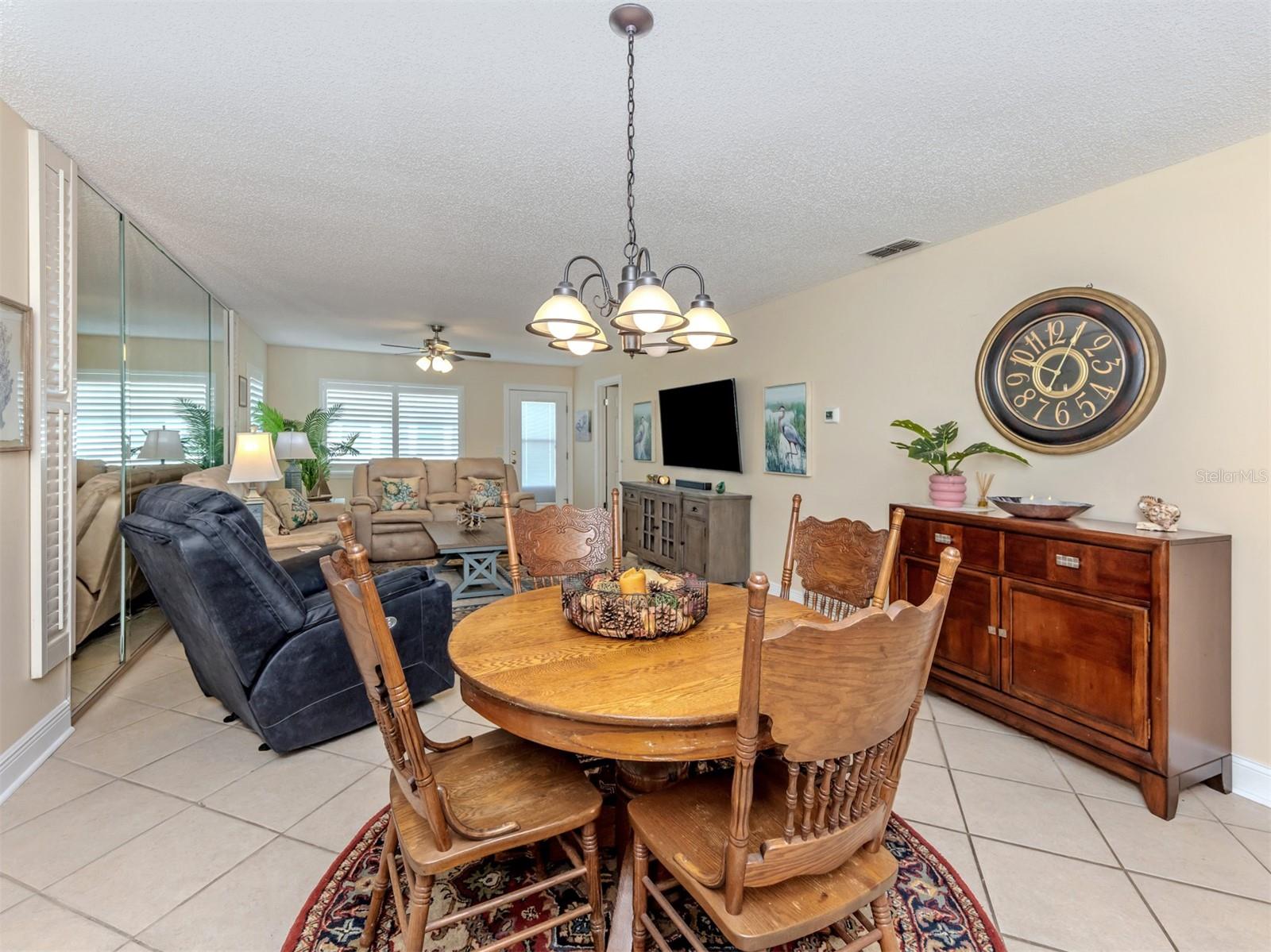 414 CIRCLEWOOD DR #H2, VENICE, FL, 34293