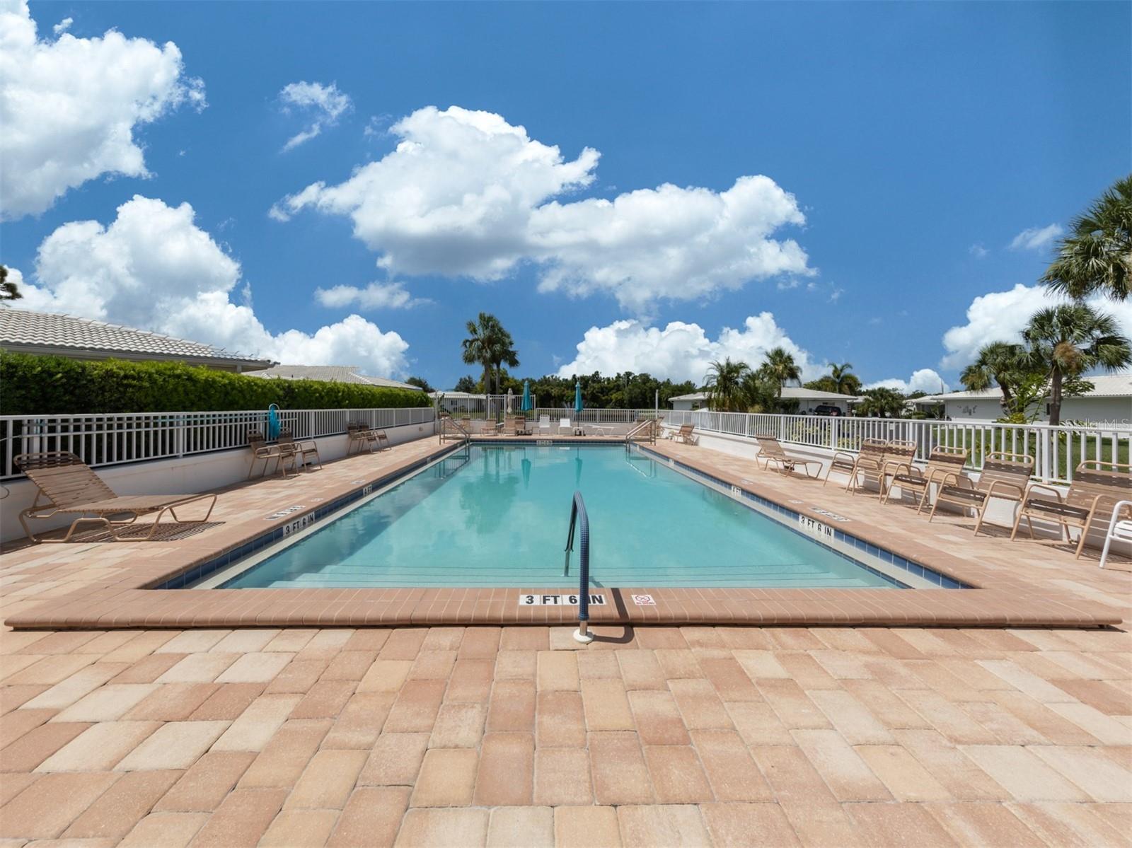 414 CIRCLEWOOD DR #H2, VENICE, FL, 34293