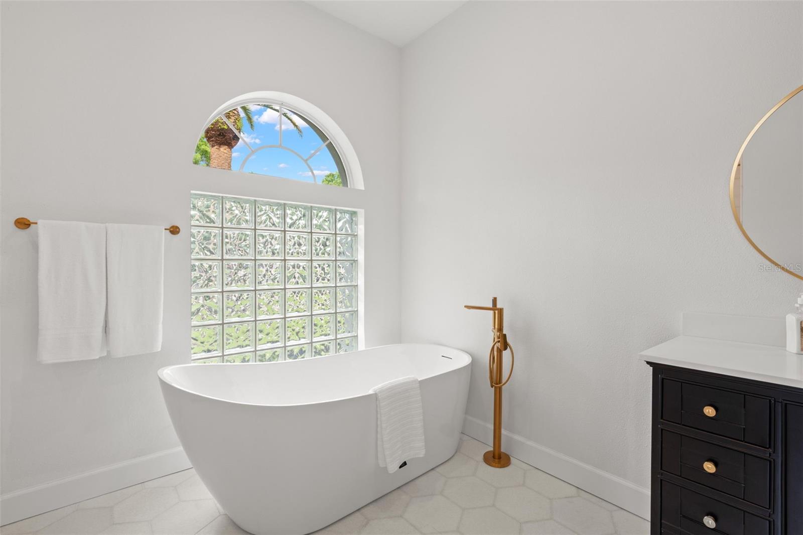 3692 JOHNATHON AVE, PALM HARBOR, FL, 34685