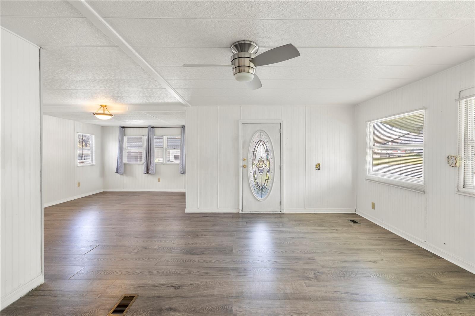 6123 RIDGEWOOD DR, ZEPHYRHILLS, FL, 33542