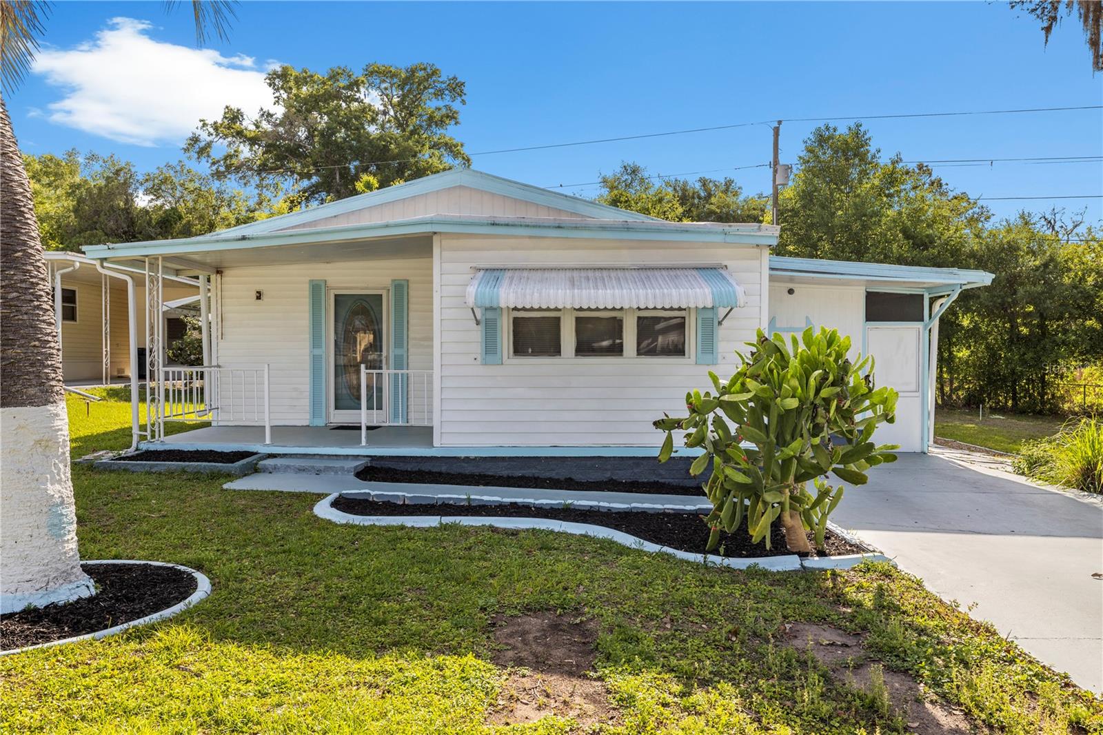 6123 RIDGEWOOD DR, ZEPHYRHILLS, FL, 33542