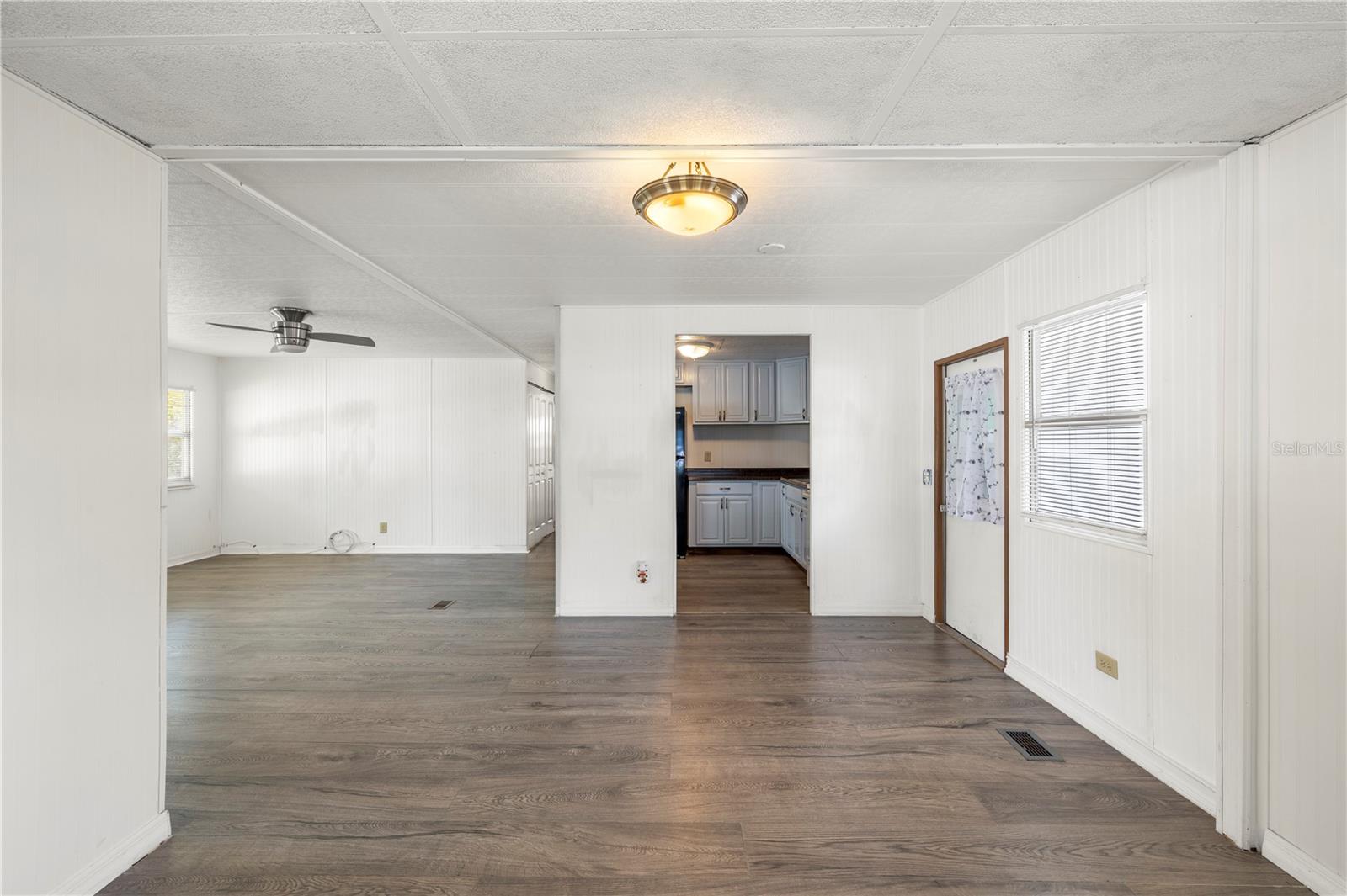 6123 RIDGEWOOD DR, ZEPHYRHILLS, FL, 33542