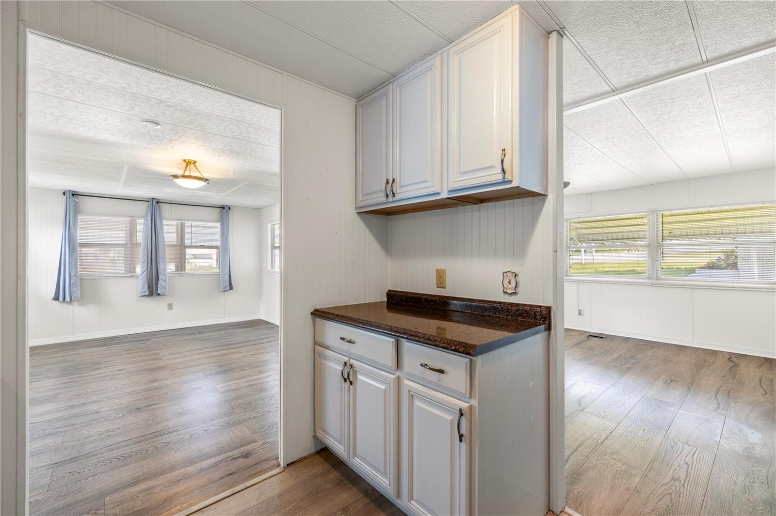 6123 RIDGEWOOD DR, ZEPHYRHILLS, FL, 33542