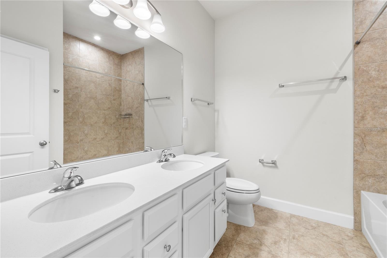 7886 GREENWAY AVE, WESLEY CHAPEL, FL, 33544