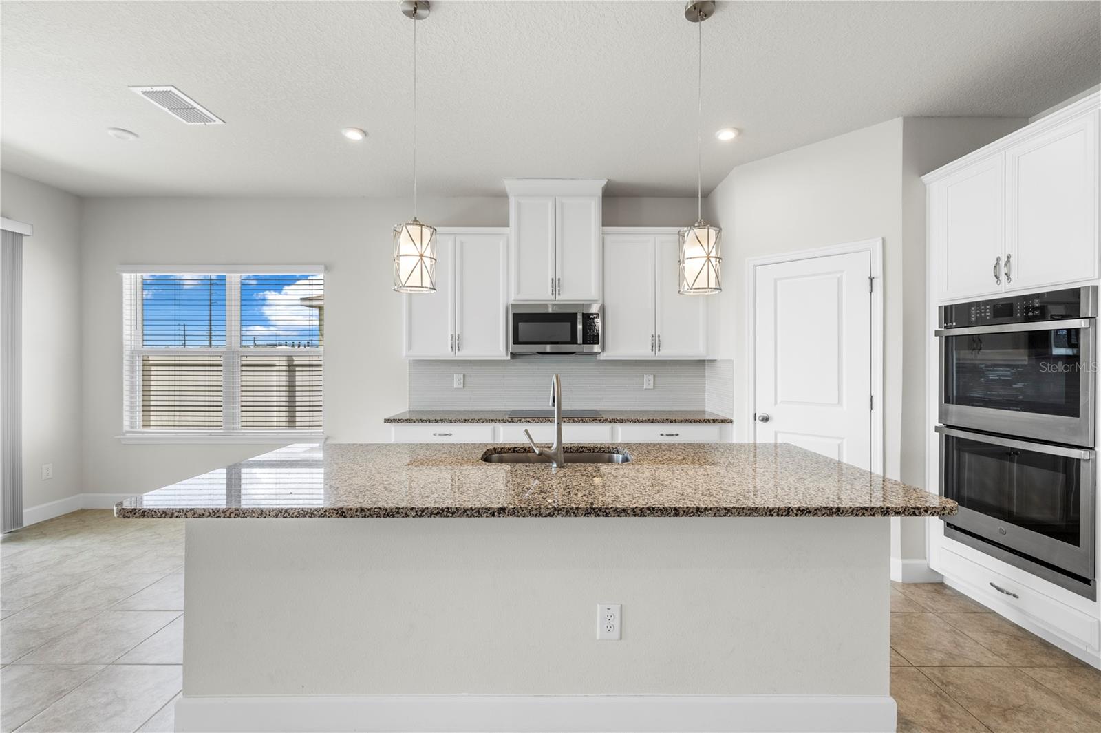 7886 GREENWAY AVE, WESLEY CHAPEL, FL, 33544