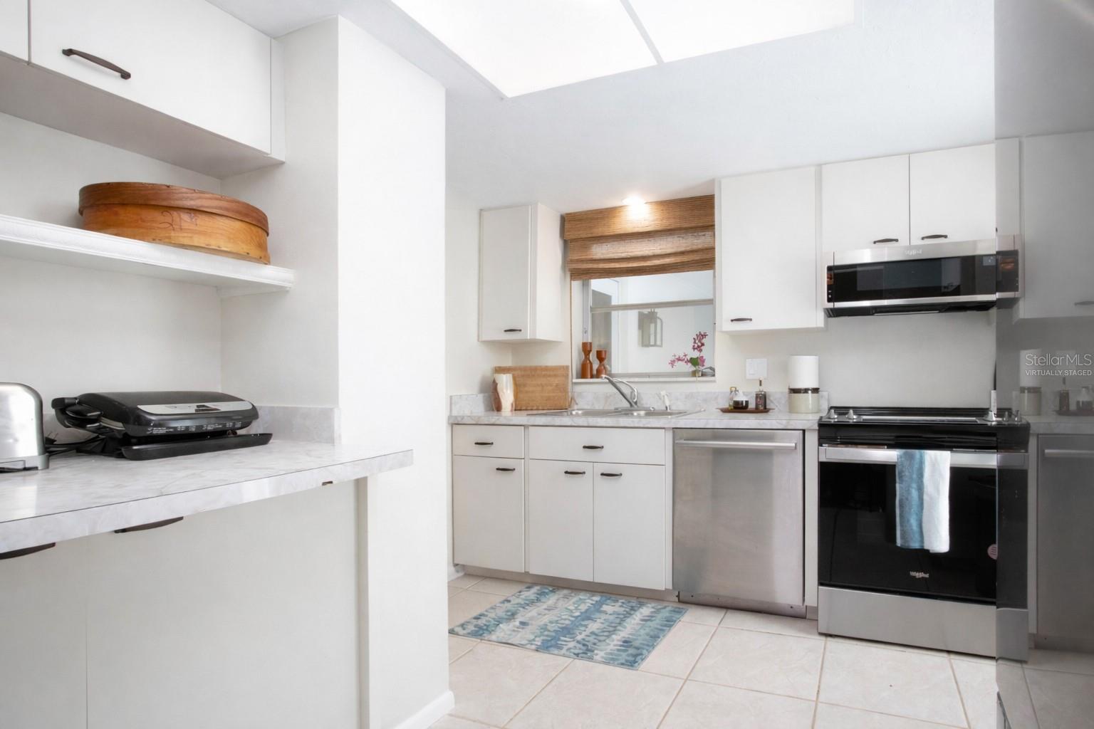 3252 WESTFORD LN #122, SARASOTA, FL, 34231