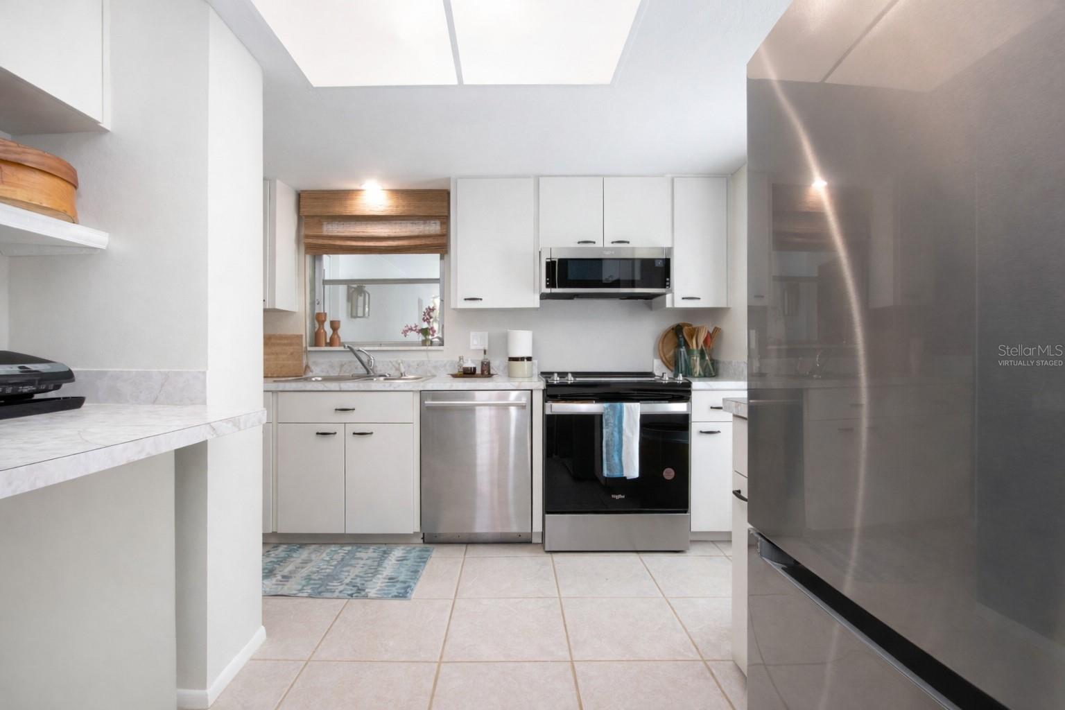 3252 WESTFORD LN #122, SARASOTA, FL, 34231