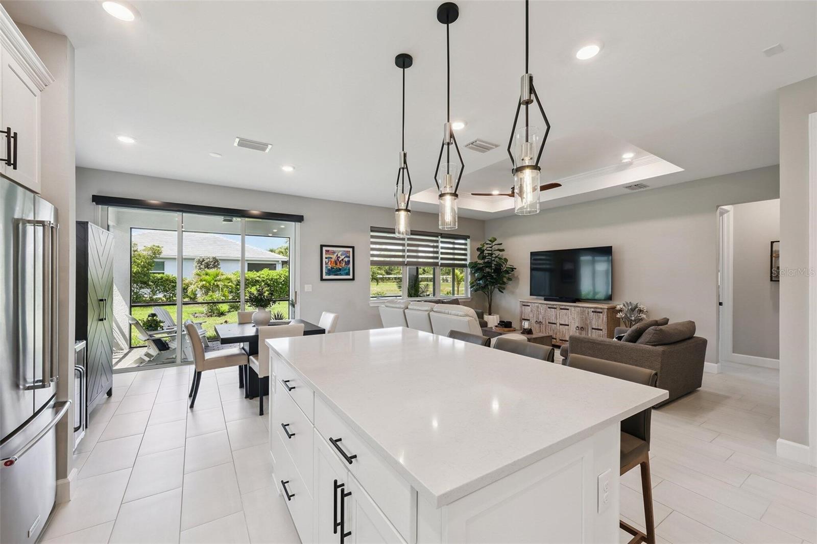 10004 CORAL SHORE DR, ENGLEWOOD, FL, 34223