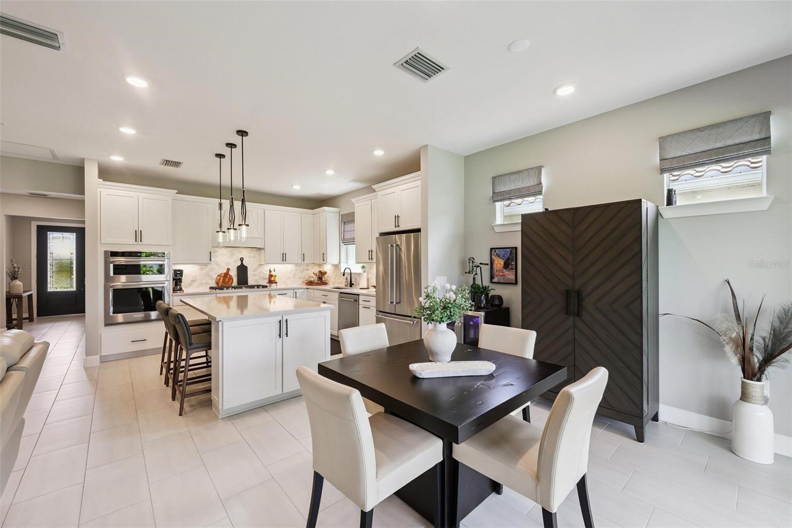 10004 CORAL SHORE DR, ENGLEWOOD, FL, 34223