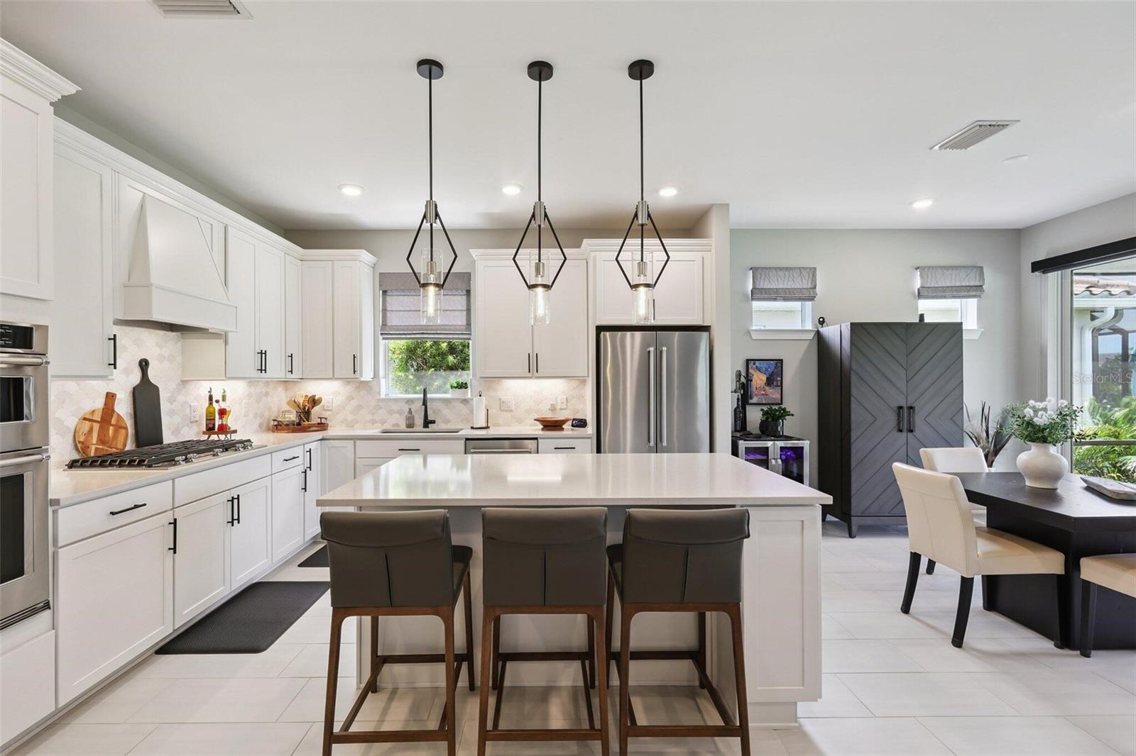10004 CORAL SHORE DR, ENGLEWOOD, FL, 34223