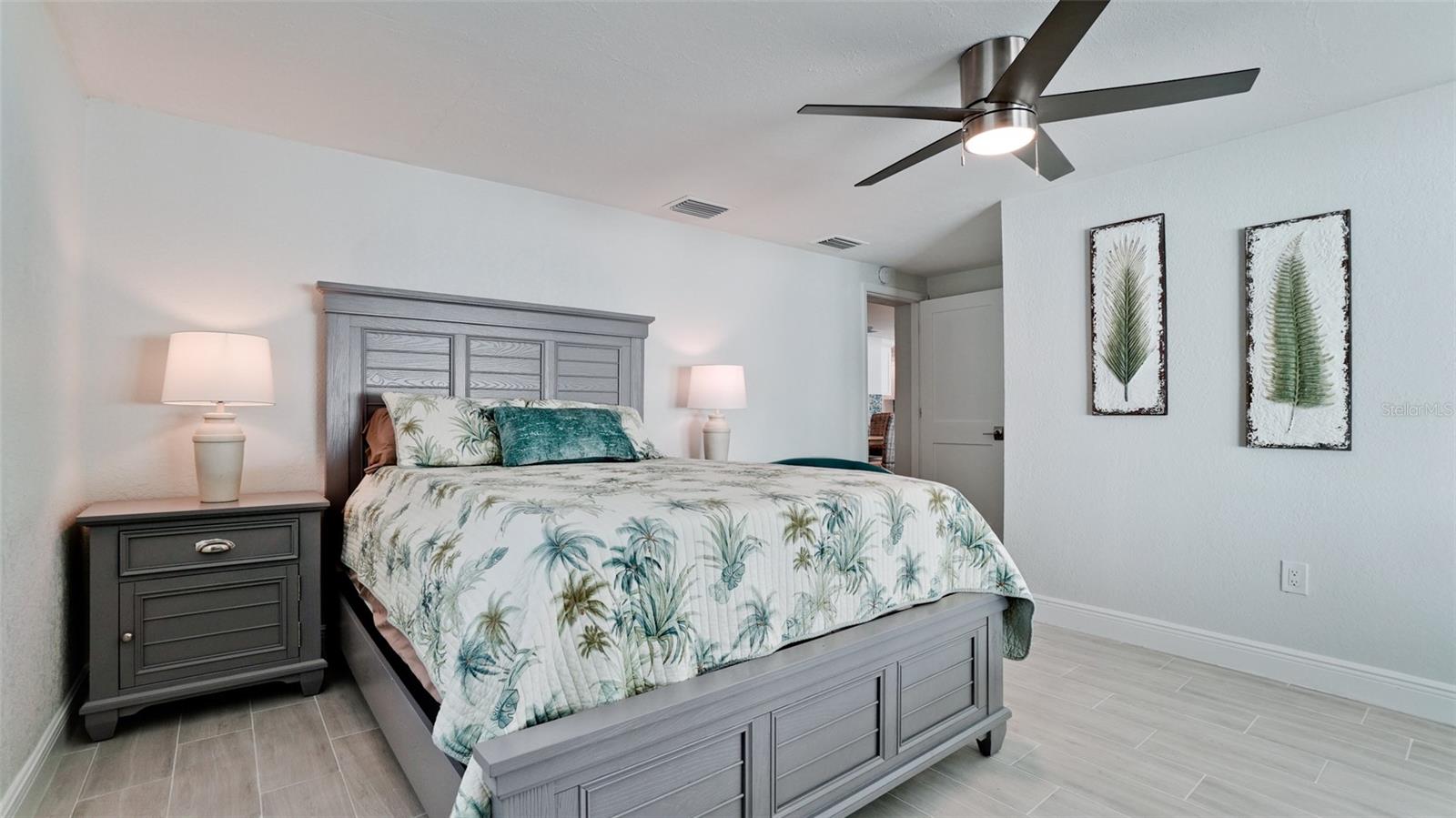 504 69TH ST, HOLMES BEACH, FL, 34217