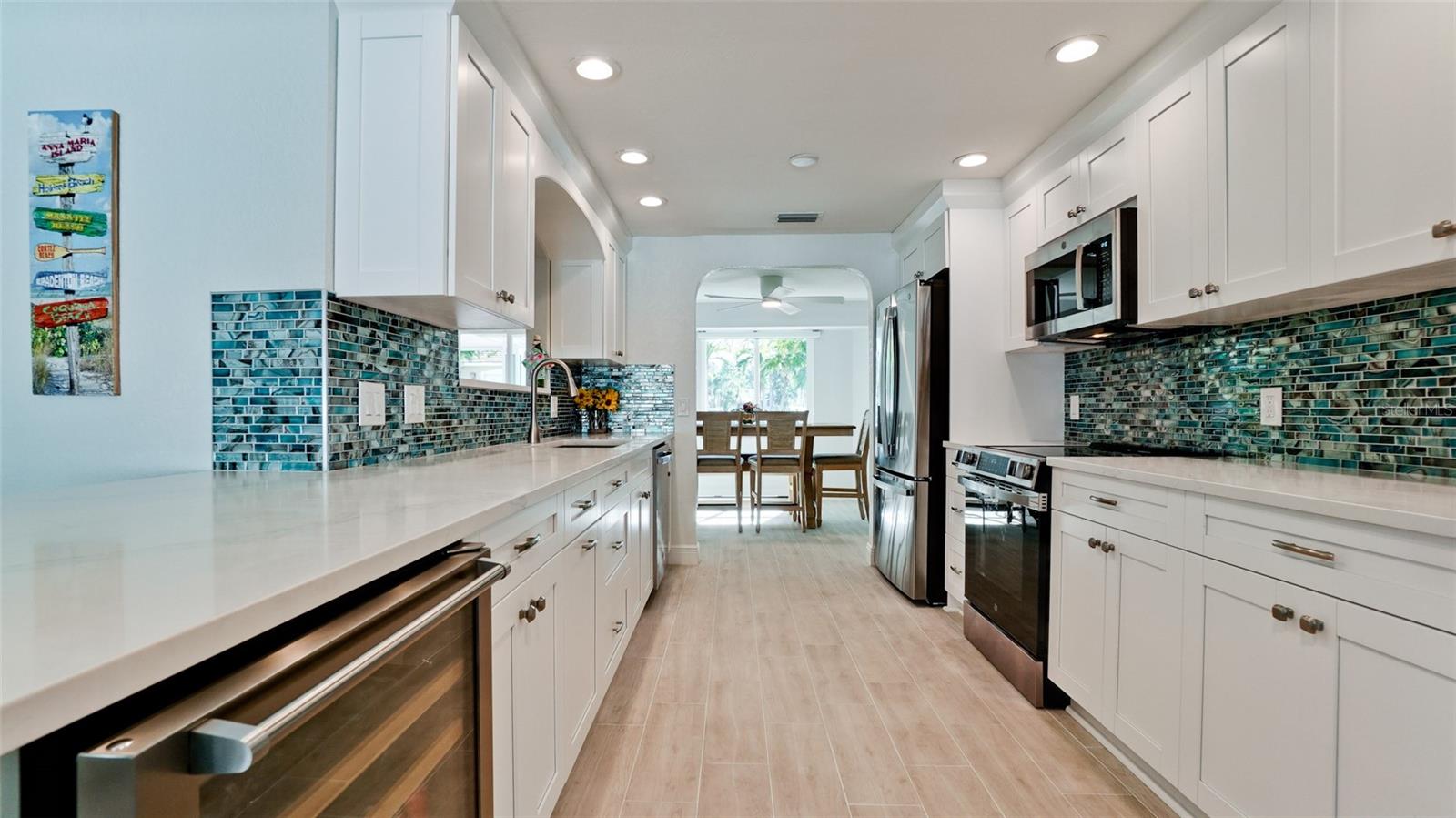 504 69TH ST, HOLMES BEACH, FL, 34217