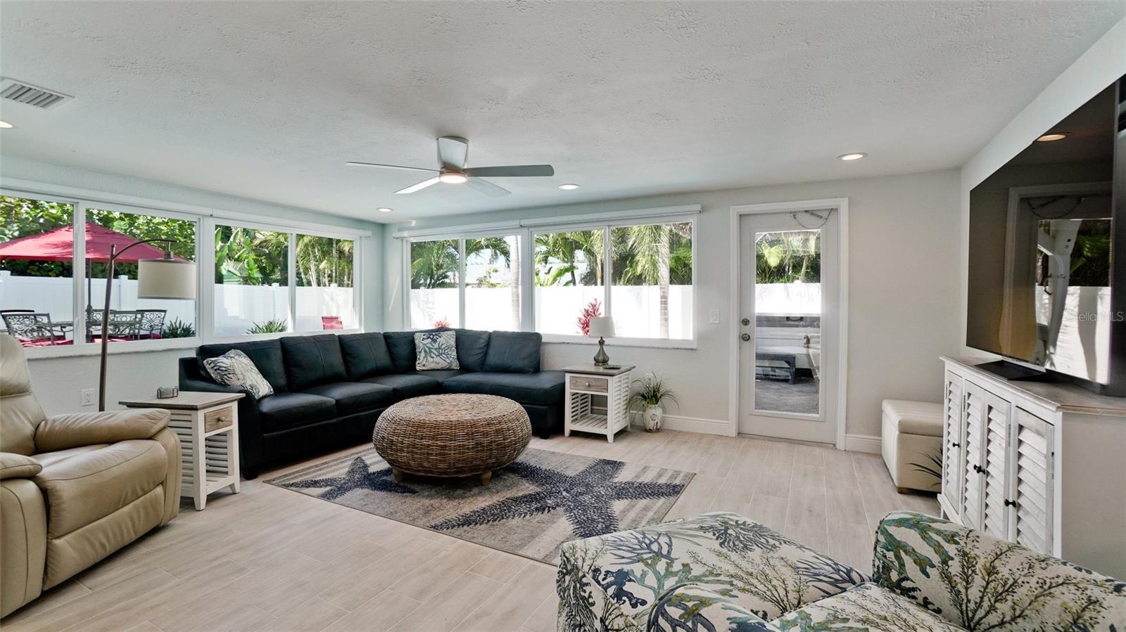 504 69TH ST, HOLMES BEACH, FL, 34217