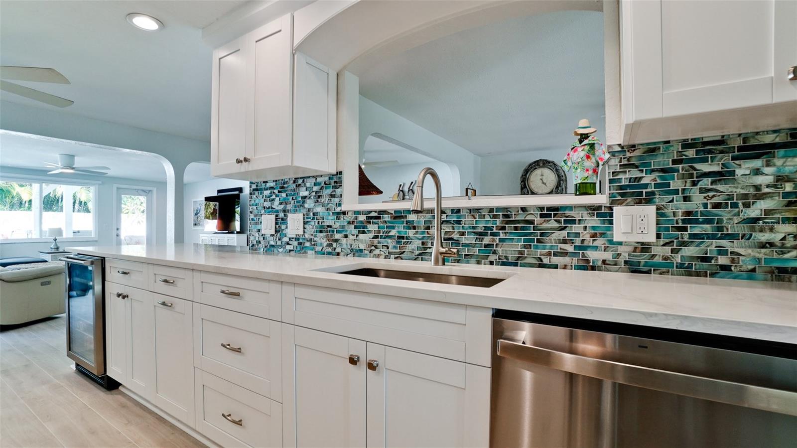 504 69TH ST, HOLMES BEACH, FL, 34217