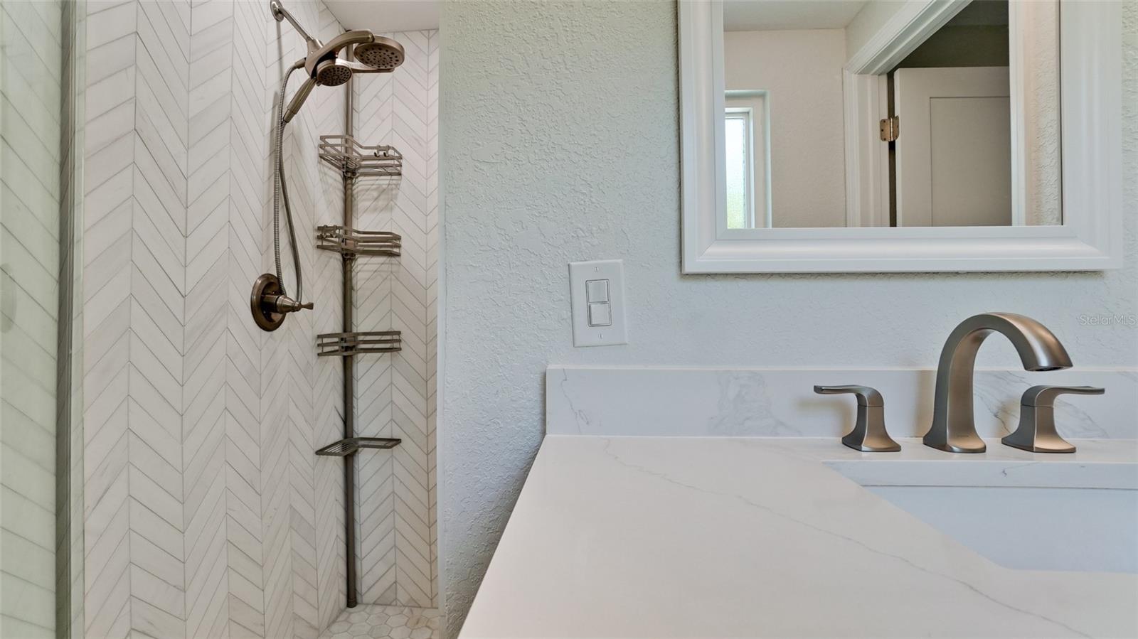 504 69TH ST, HOLMES BEACH, FL, 34217