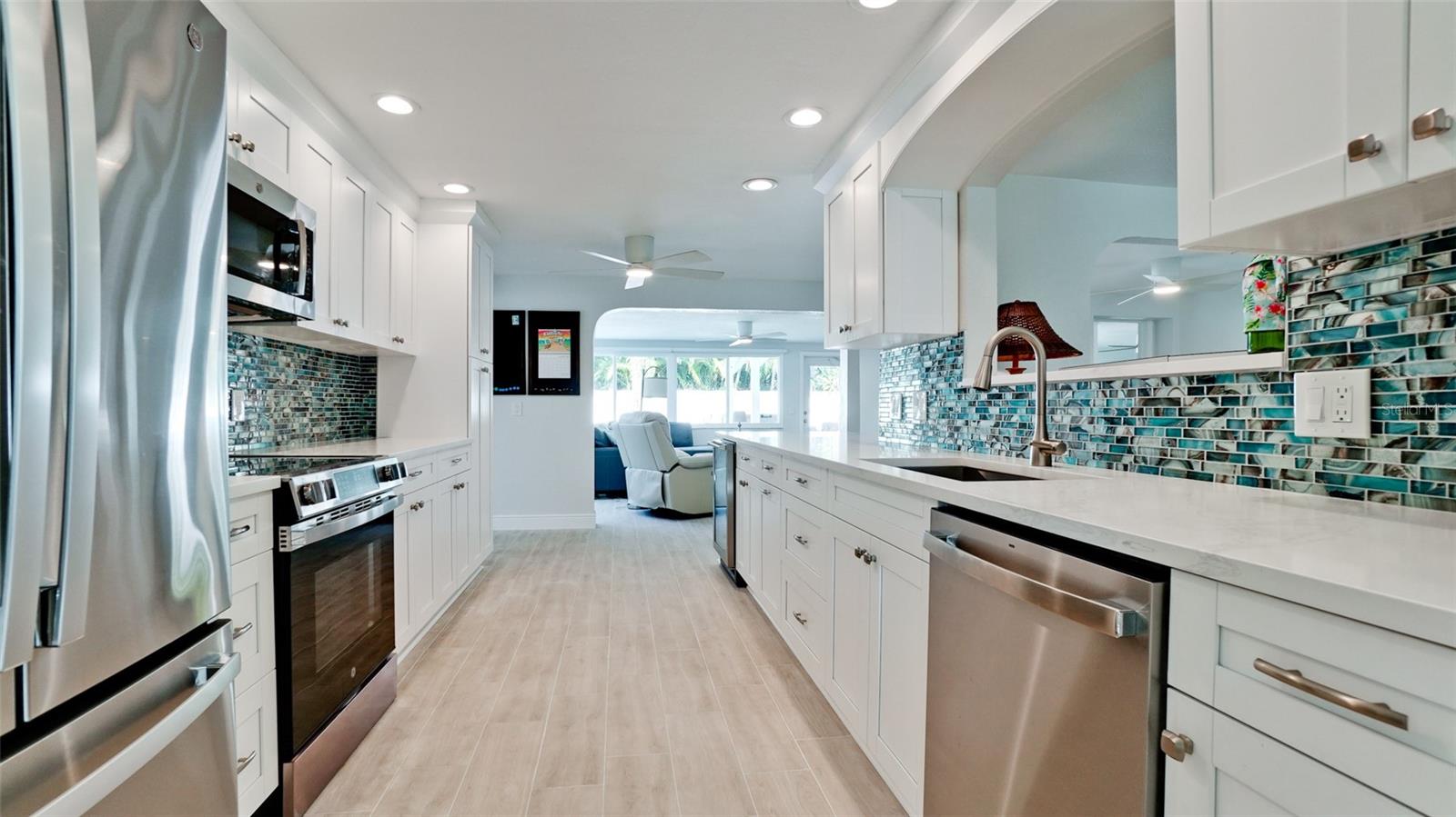 504 69TH ST, HOLMES BEACH, FL, 34217