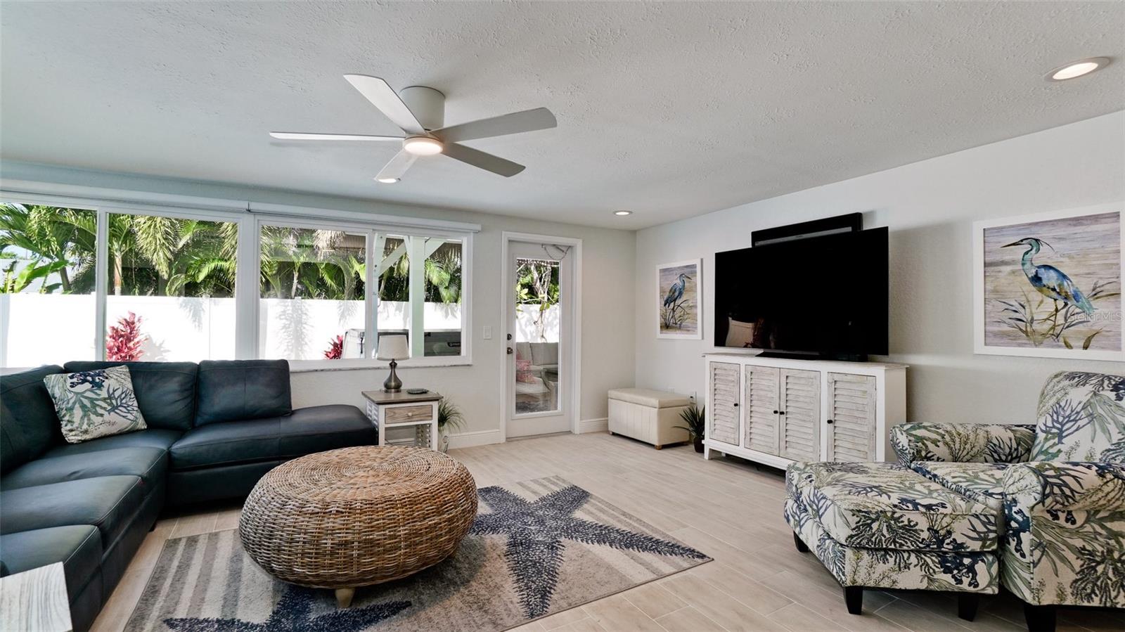 504 69TH ST, HOLMES BEACH, FL, 34217