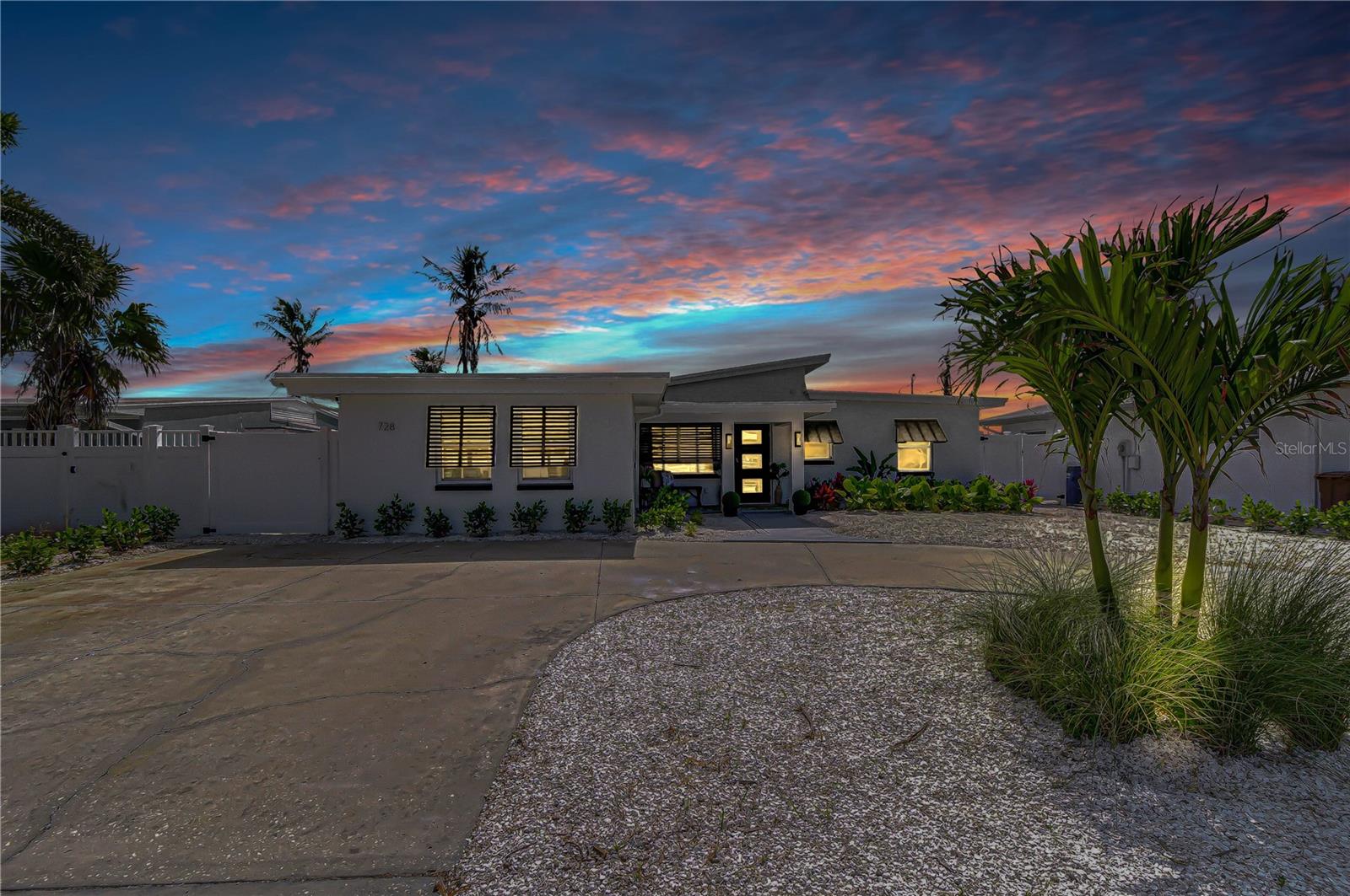 728 PRUITT DR, MADEIRA BEACH, FL, 33708