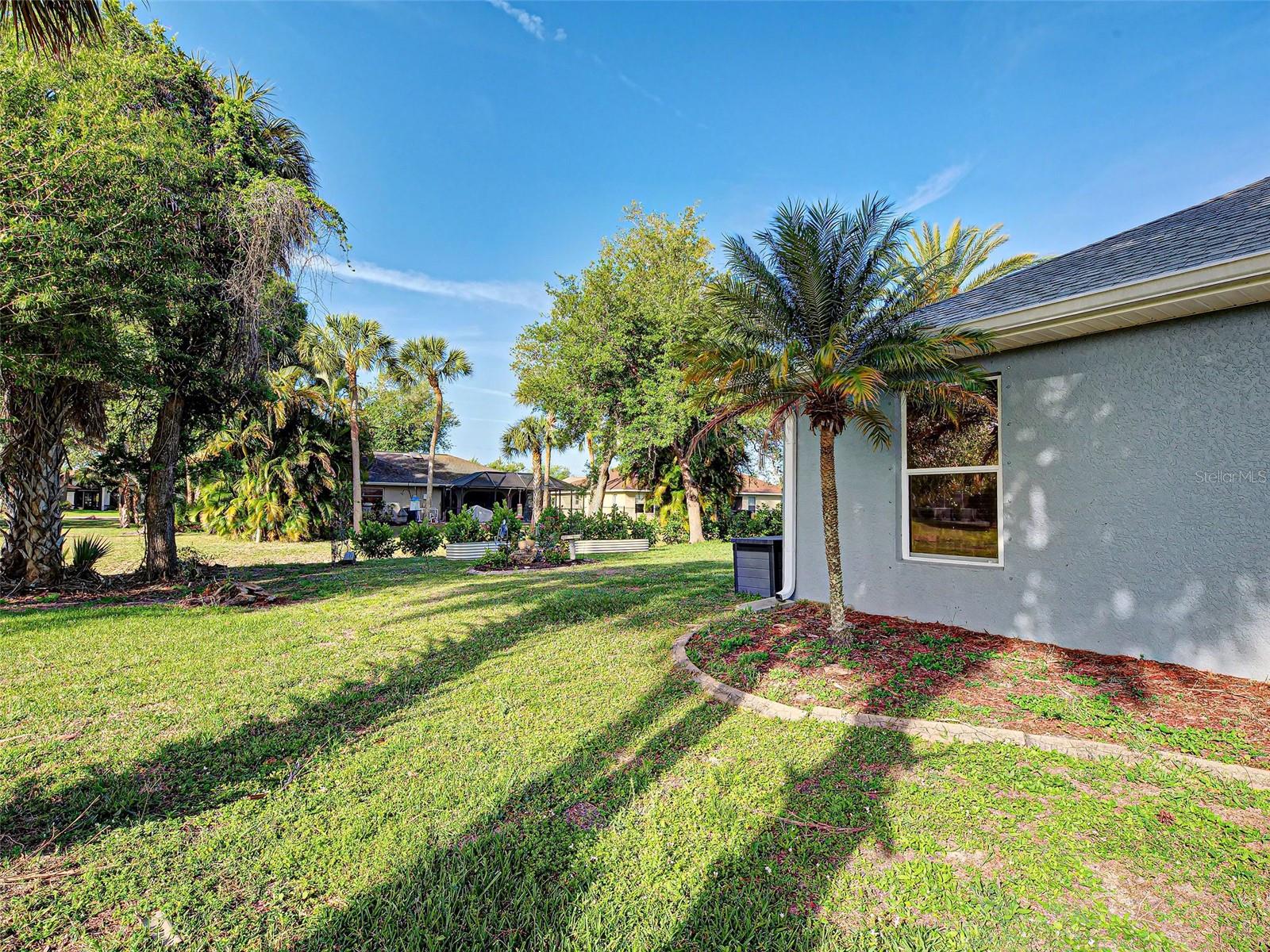 329 BAHIA BLANCA DR, PUNTA GORDA, FL, 33983
