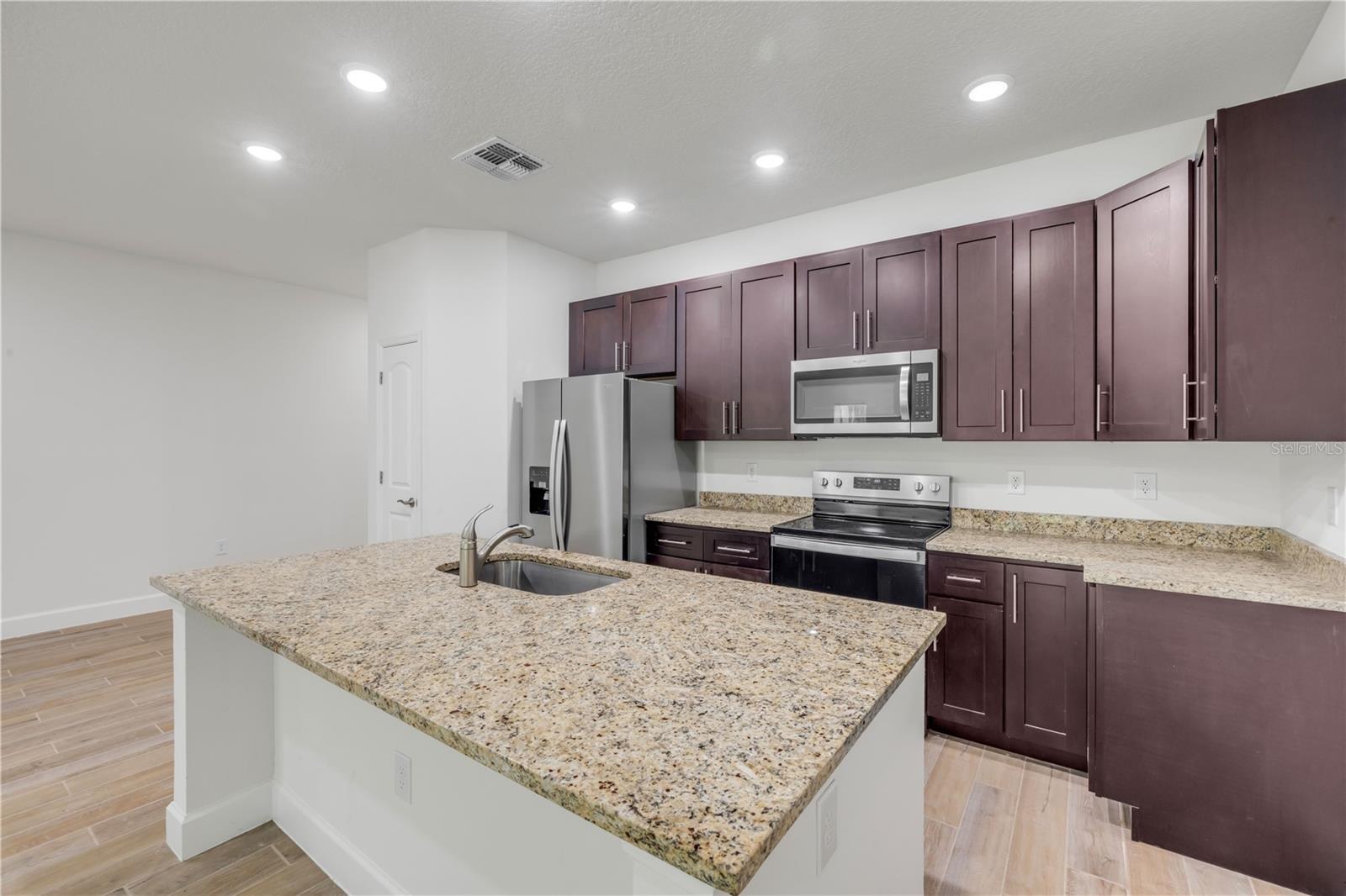 553 CORONADO COVE RD, NEW SMYRNA BEACH, FL, 32168