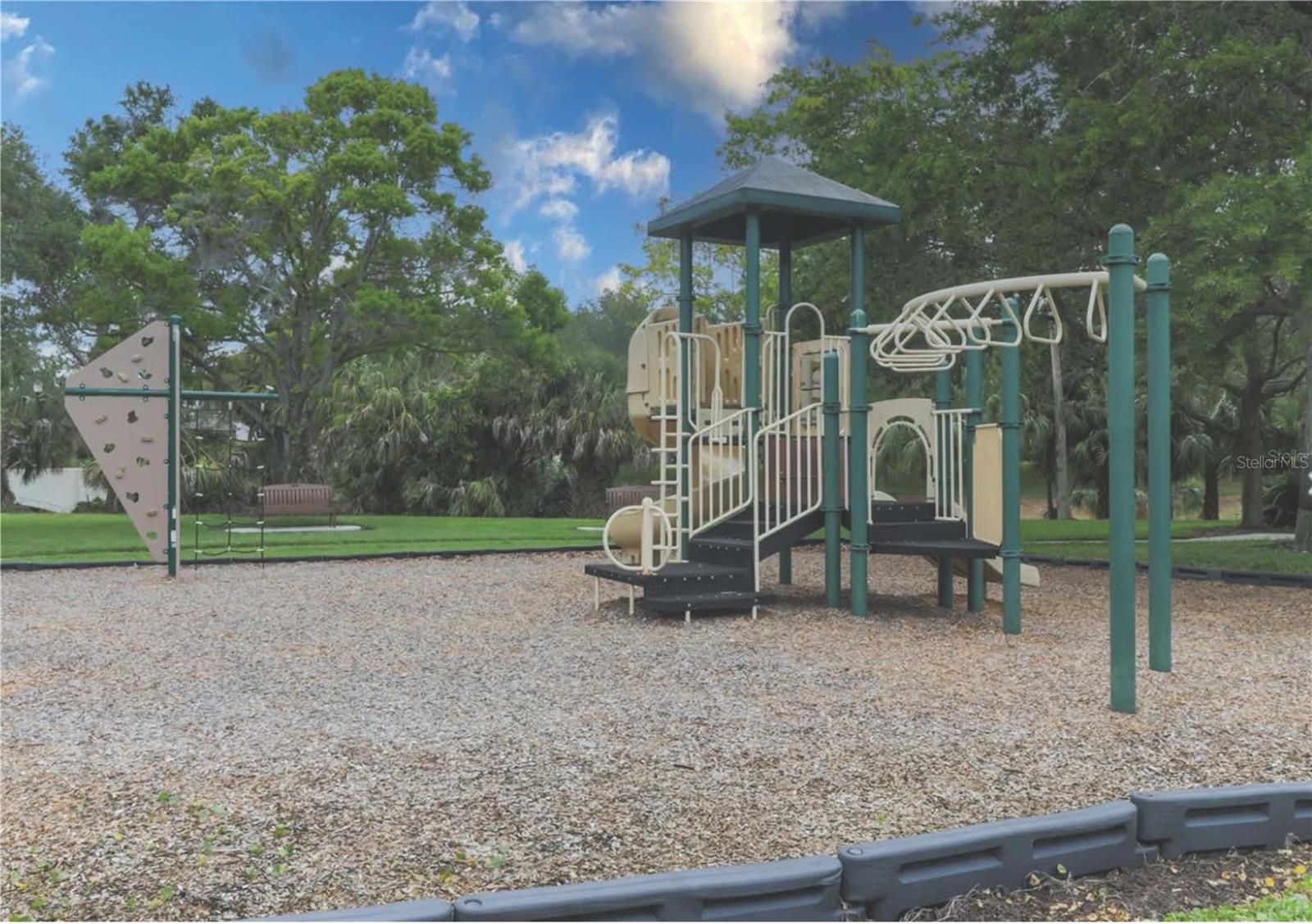 7321 SKYBIRD RD #397, BRADENTON, FL, 34209