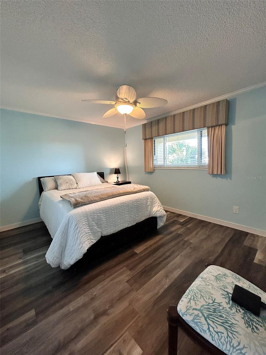 868 BAYWAY BLVD #304, CLEARWATER BEACH, FL, 33767