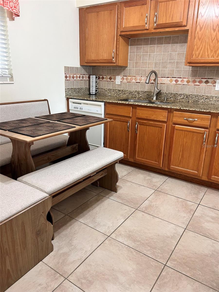 868 BAYWAY BLVD #304, CLEARWATER BEACH, FL, 33767