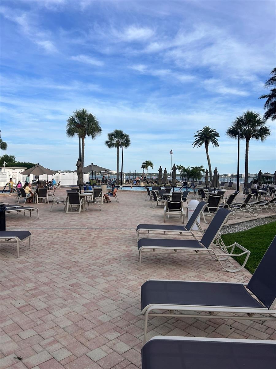 868 BAYWAY BLVD #304, CLEARWATER BEACH, FL, 33767