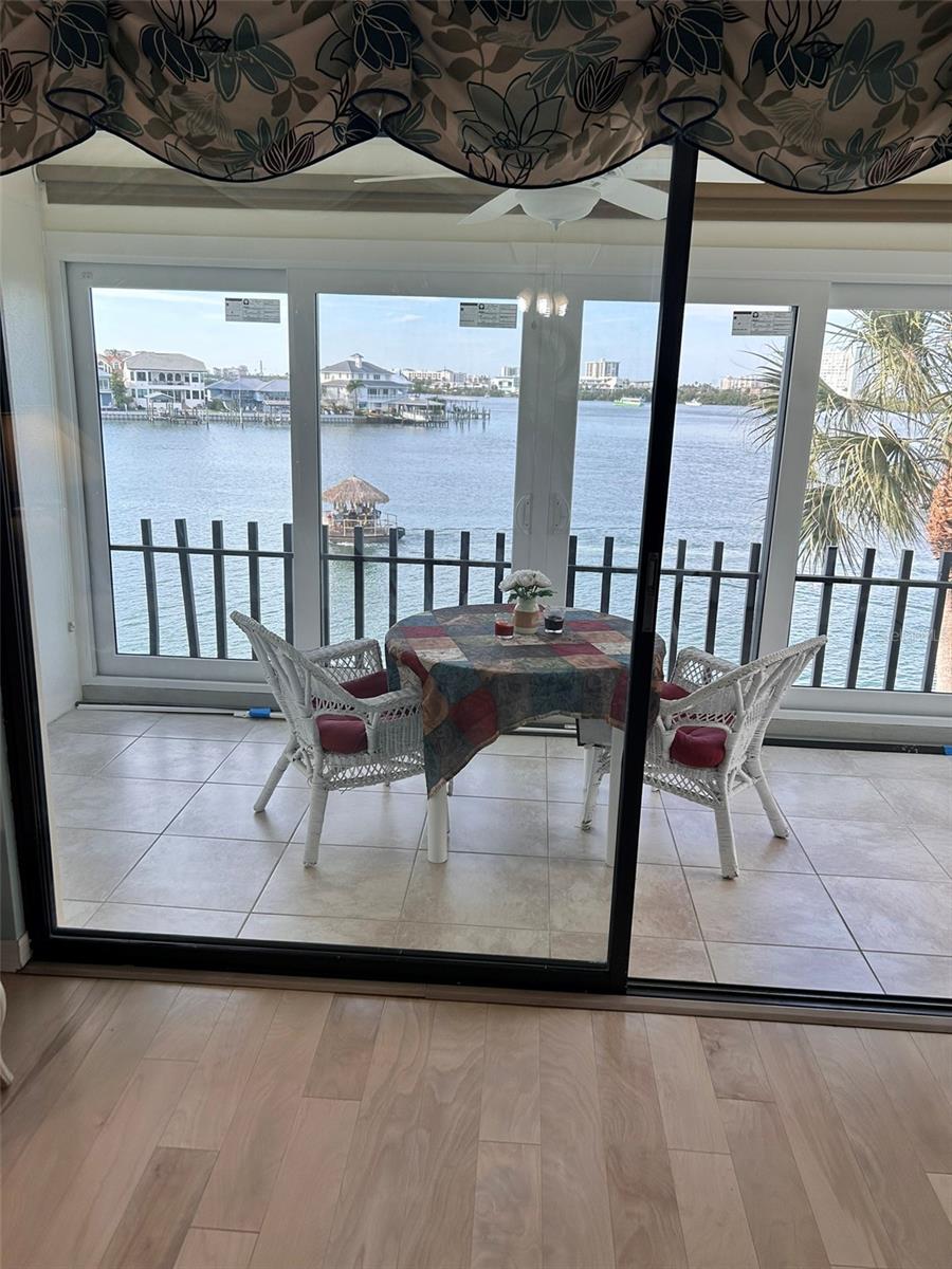 868 BAYWAY BLVD #304, CLEARWATER BEACH, FL, 33767