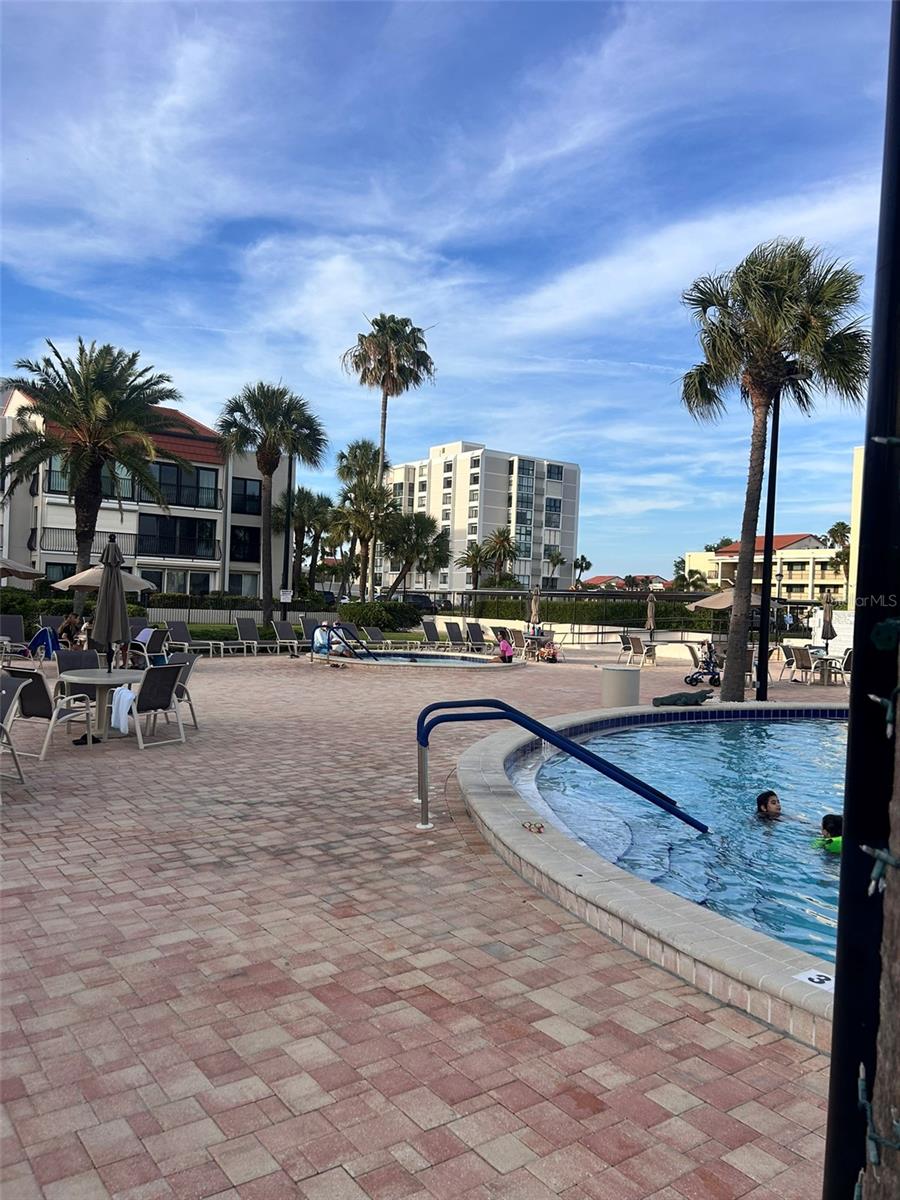 868 BAYWAY BLVD #304, CLEARWATER BEACH, FL, 33767