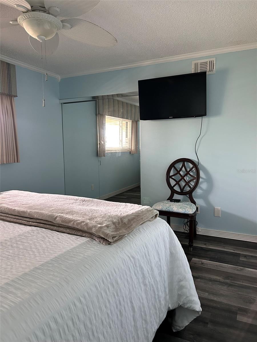 868 BAYWAY BLVD #304, CLEARWATER BEACH, FL, 33767