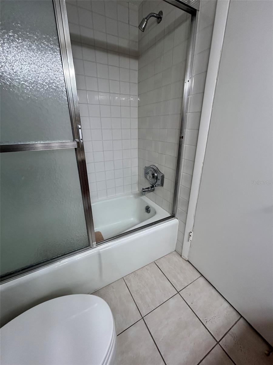 868 BAYWAY BLVD #304, CLEARWATER BEACH, FL, 33767