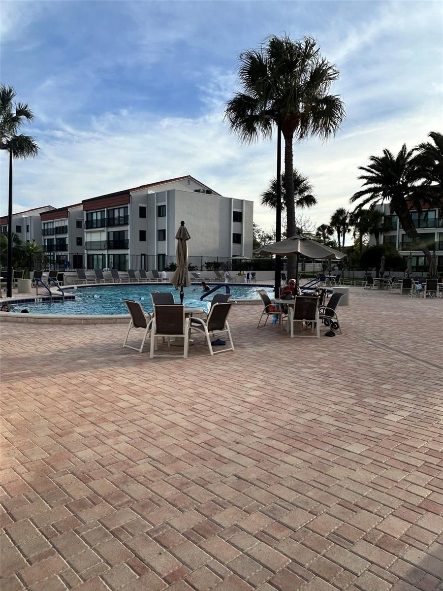 868 BAYWAY BLVD #304, CLEARWATER BEACH, FL, 33767