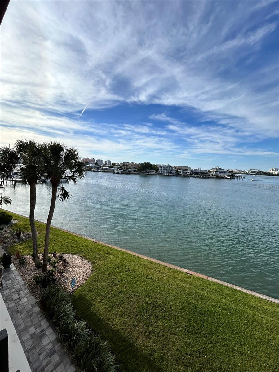 868 BAYWAY BLVD #304, CLEARWATER BEACH, FL, 33767