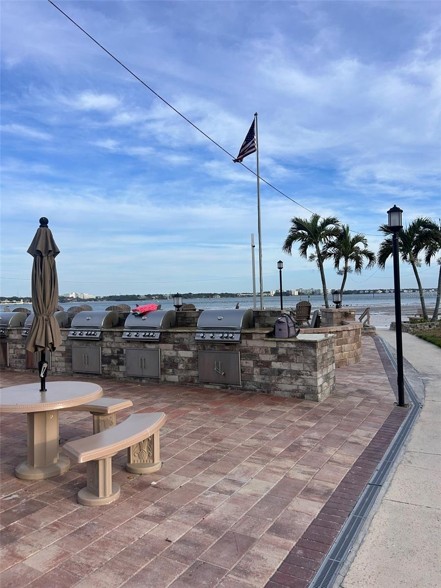 868 BAYWAY BLVD #304, CLEARWATER BEACH, FL, 33767