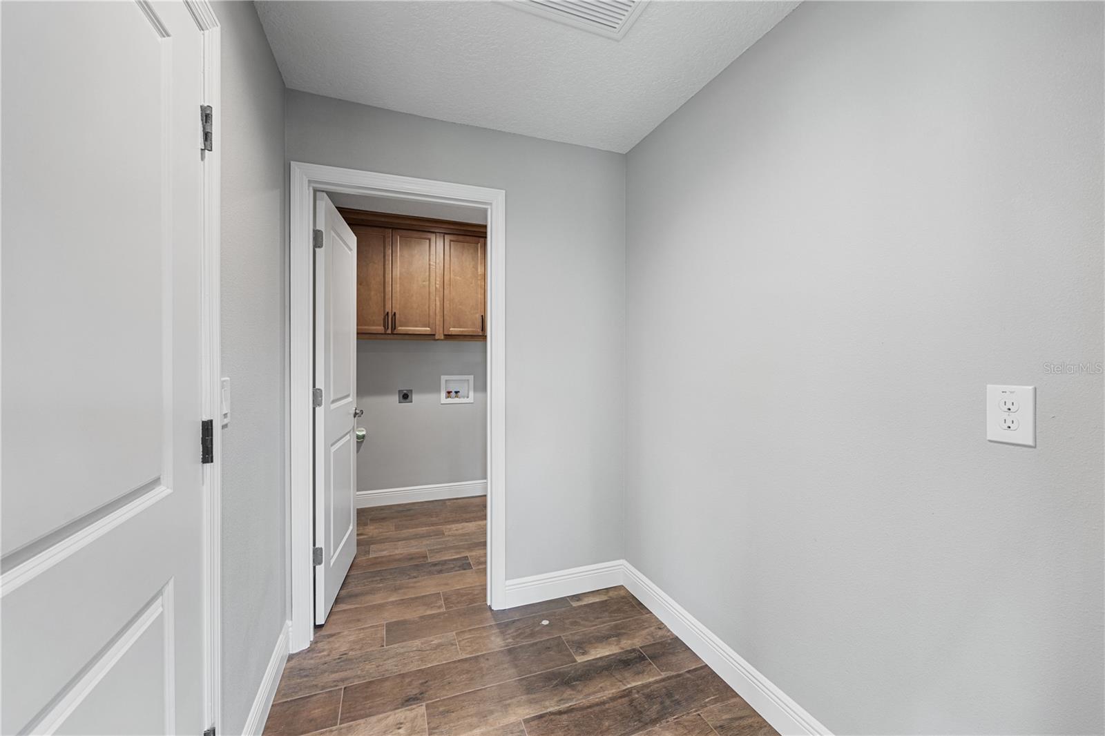 1025 CR 452A, LAKE PANASOFFKEE, FL, 33538