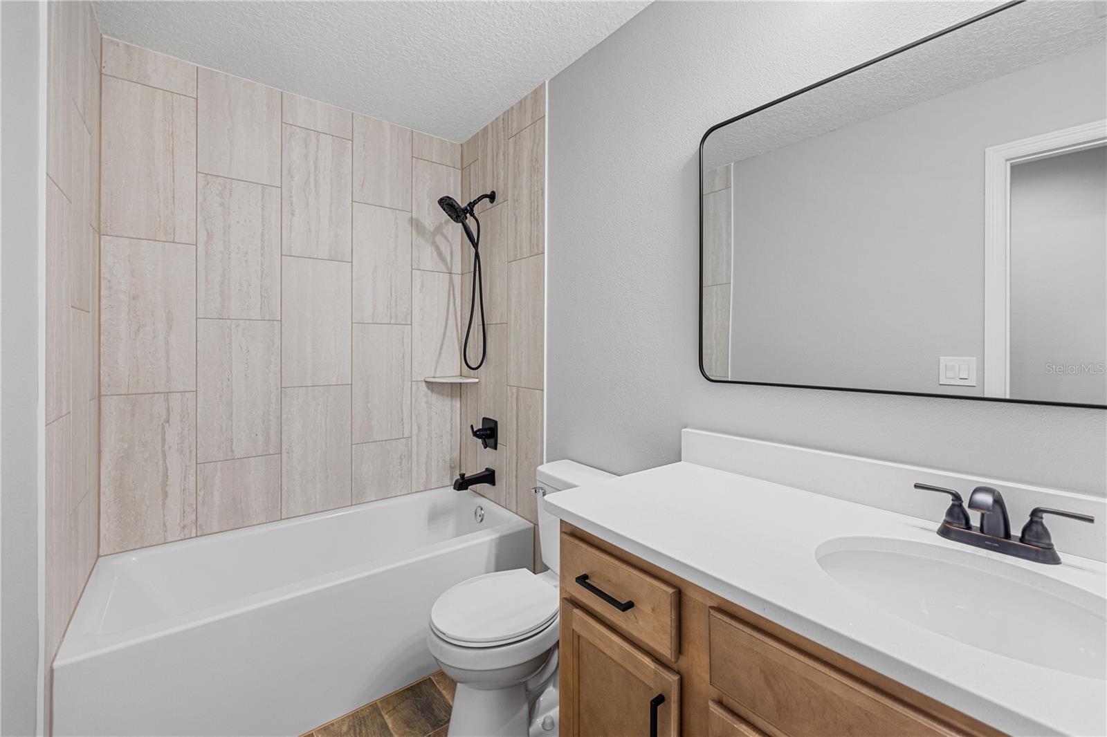 1025 CR 452A, LAKE PANASOFFKEE, FL, 33538