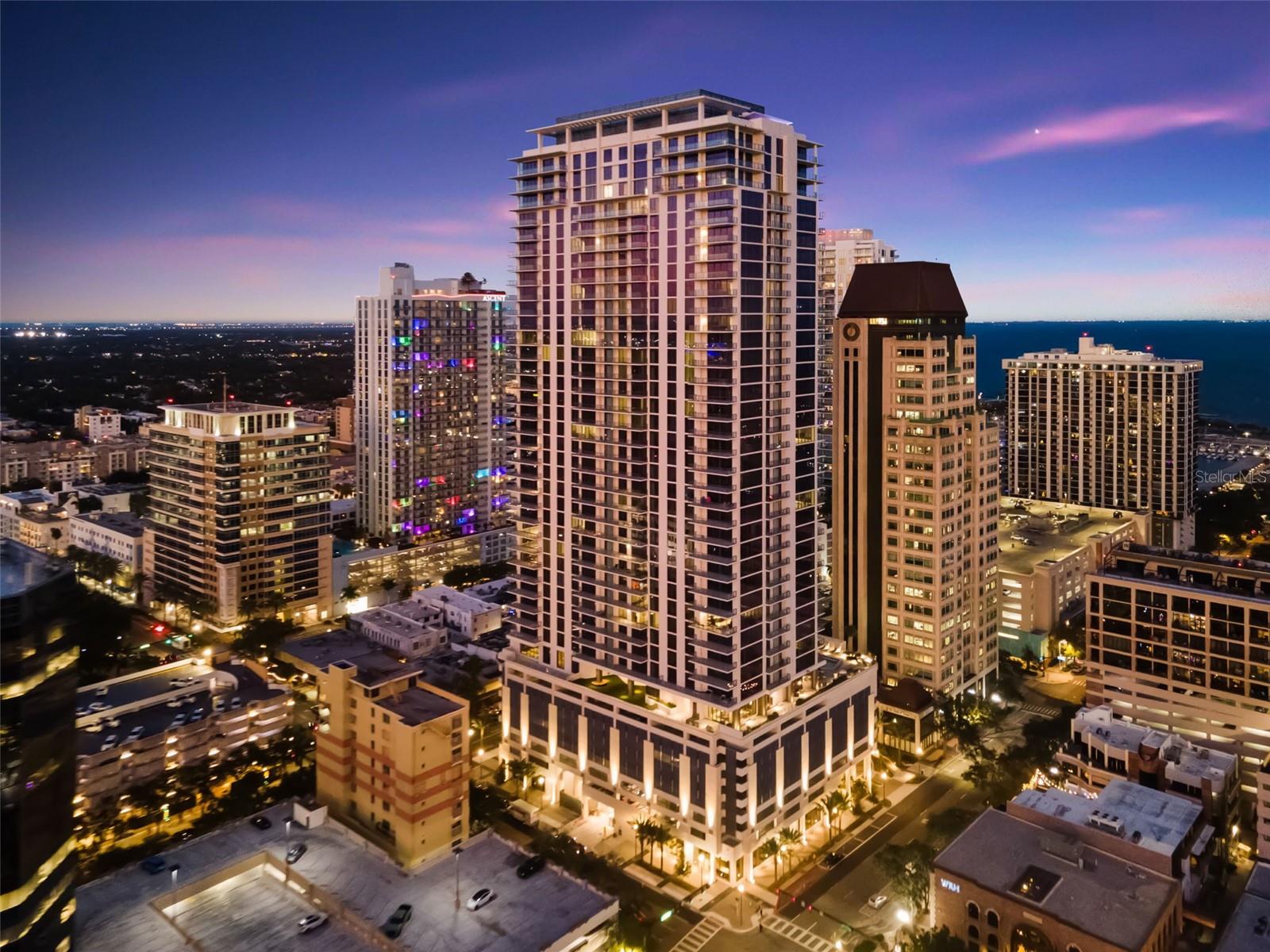 275 1ST AVE S #1907, ST PETERSBURG, FL, 33701