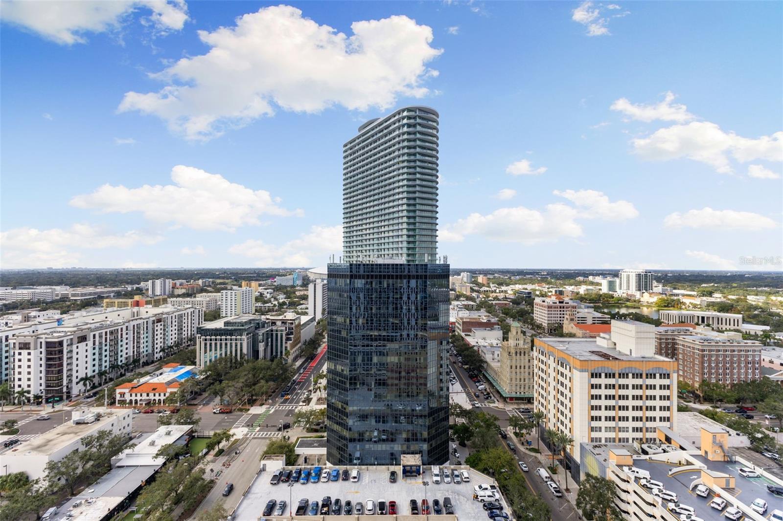 275 1ST AVE S #1907, ST PETERSBURG, FL, 33701