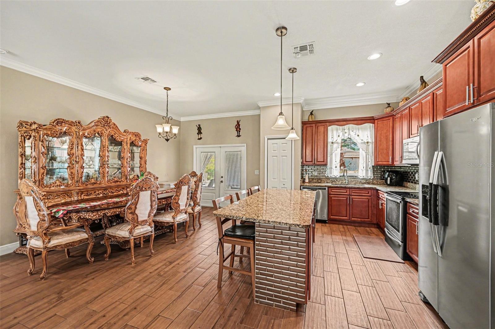 700 CLEAVES ST SE, PALM BAY, FL, 32909