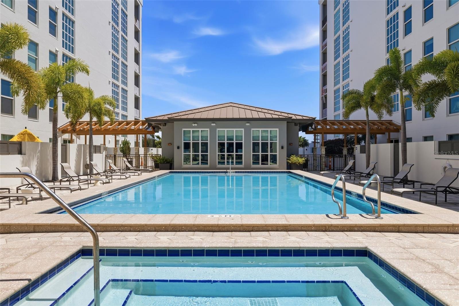 1227 E MADISON ST #902, TAMPA, FL, 33602