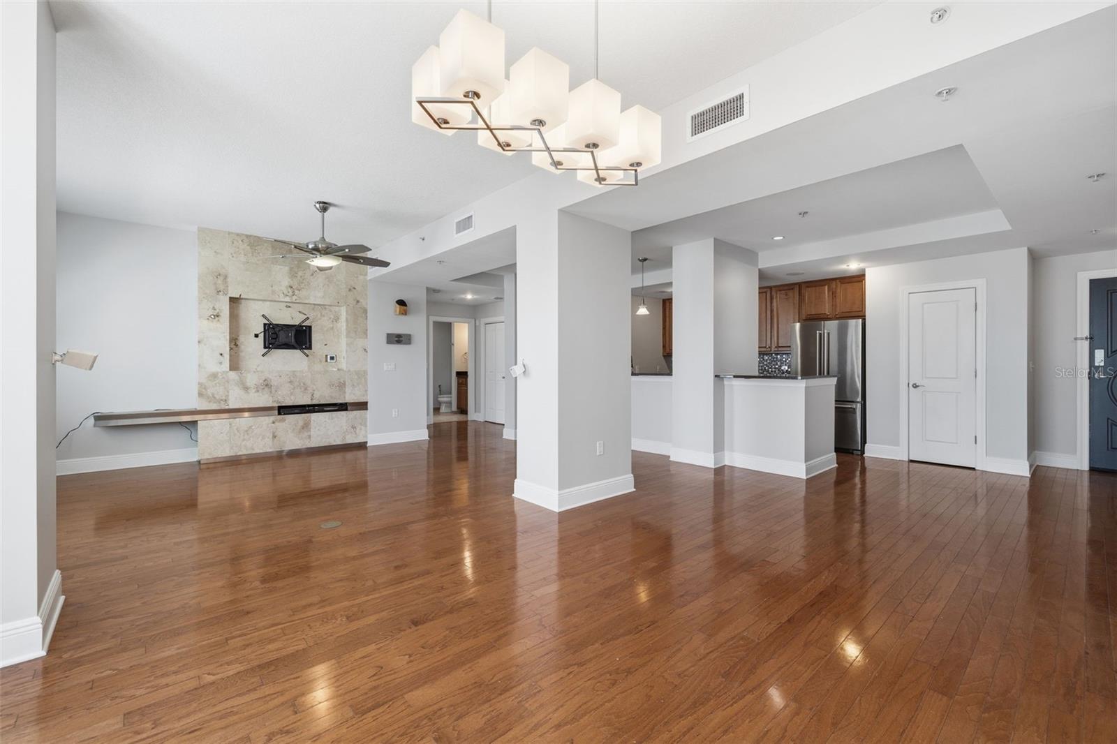 1227 E MADISON ST #902, TAMPA, FL, 33602