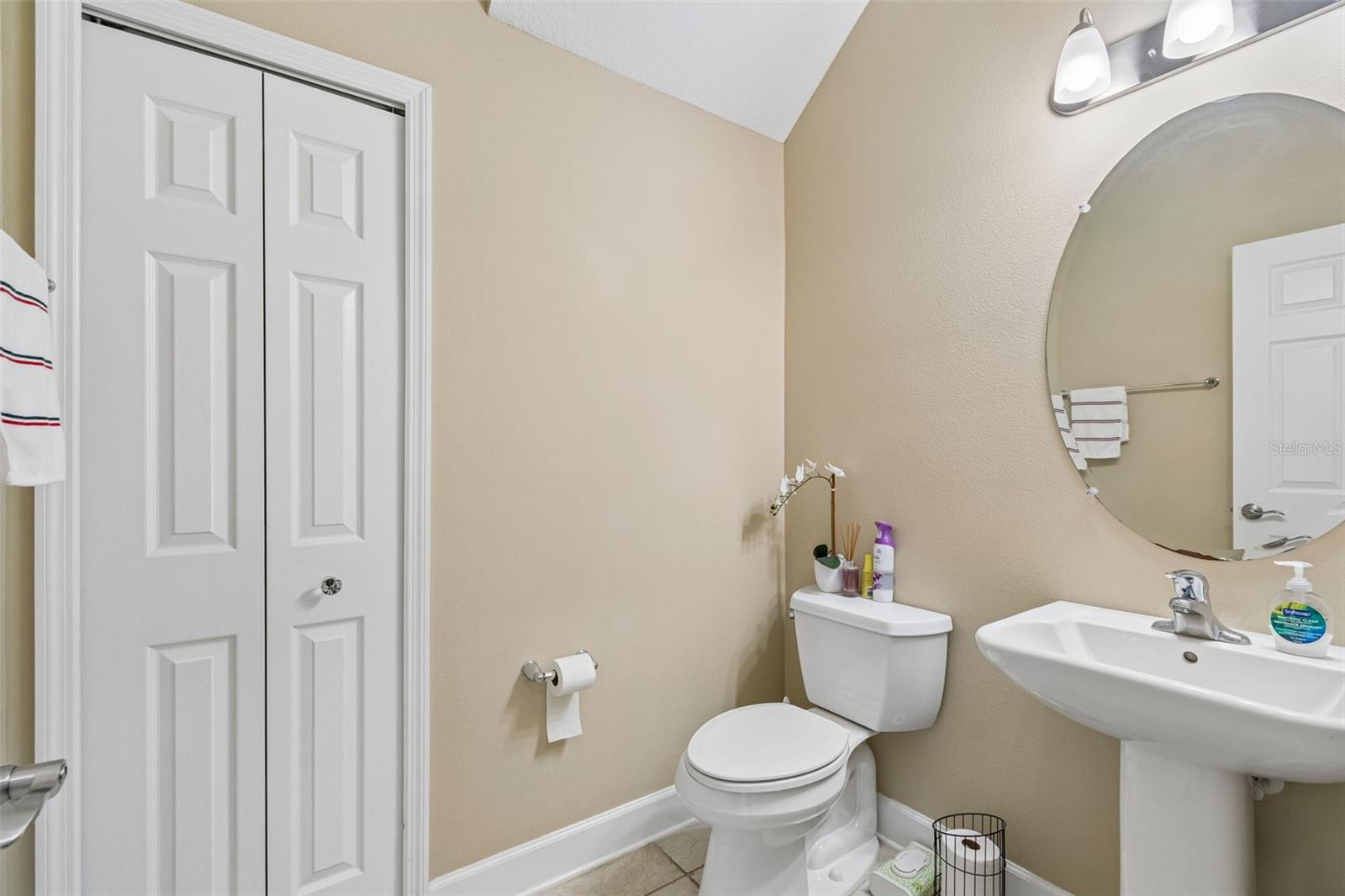 Guest half bath downstairs