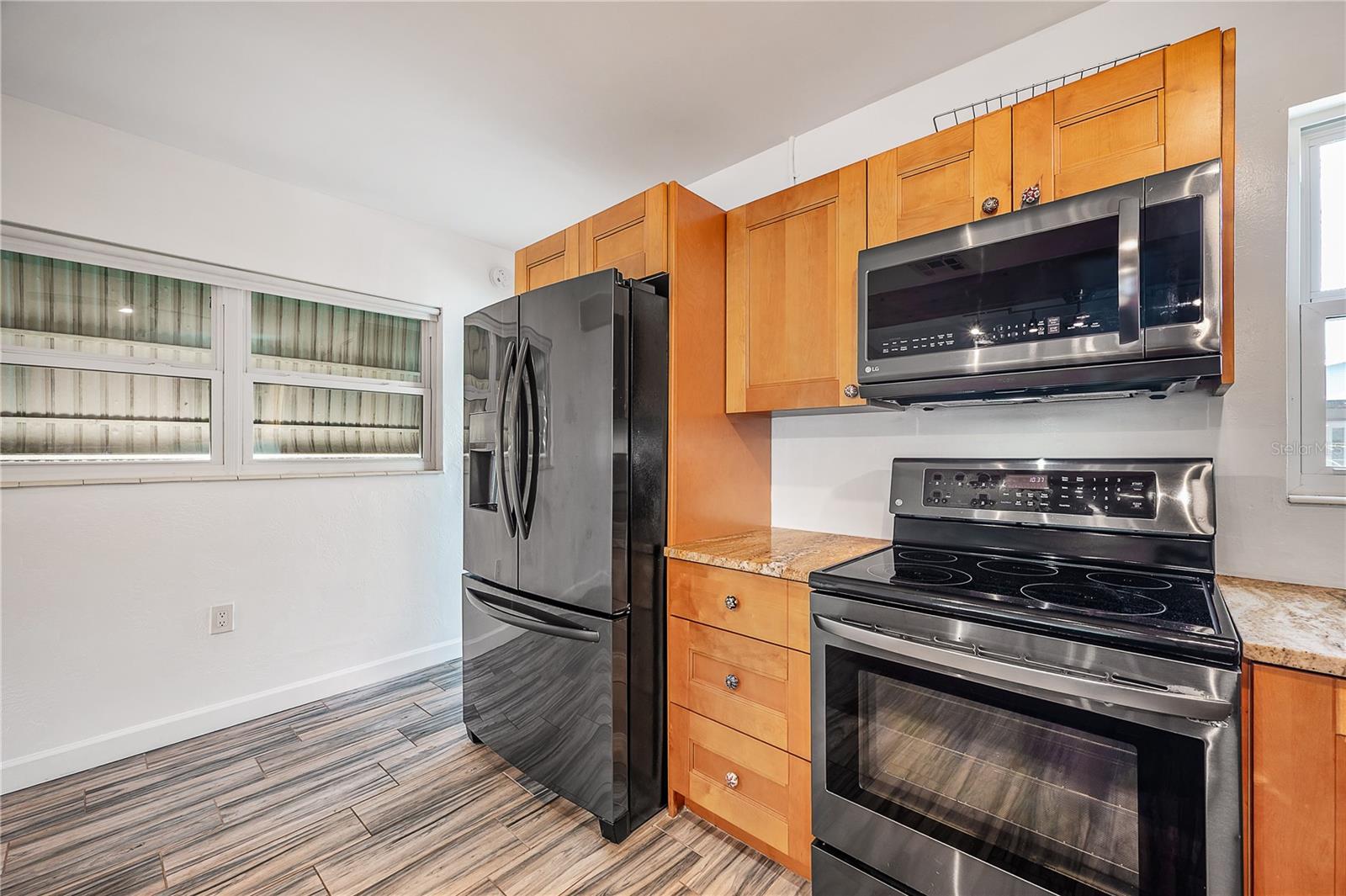 3811 44TH AVE N, ST PETERSBURG, FL, 33714