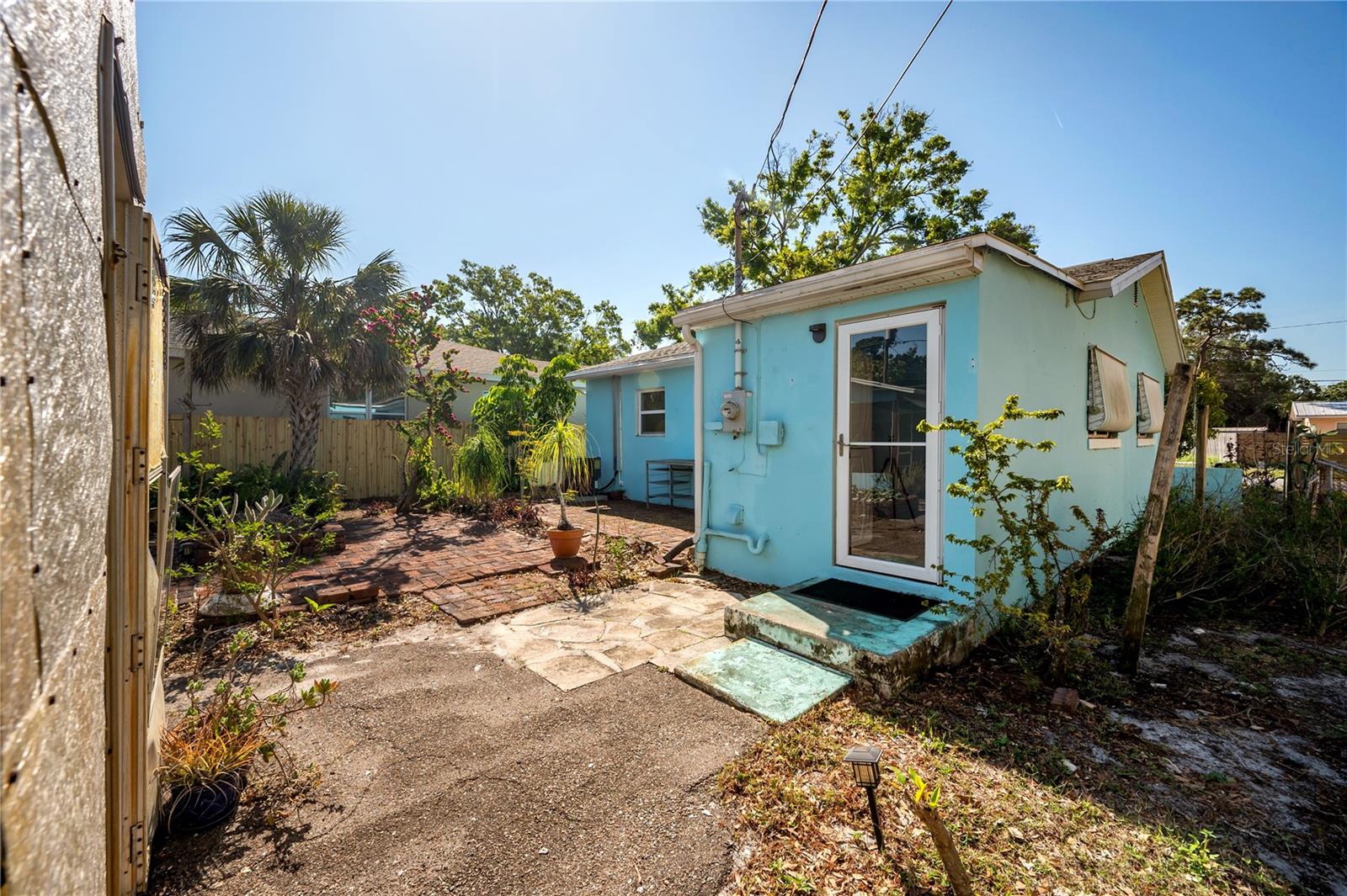 3811 44TH AVE N, ST PETERSBURG, FL, 33714