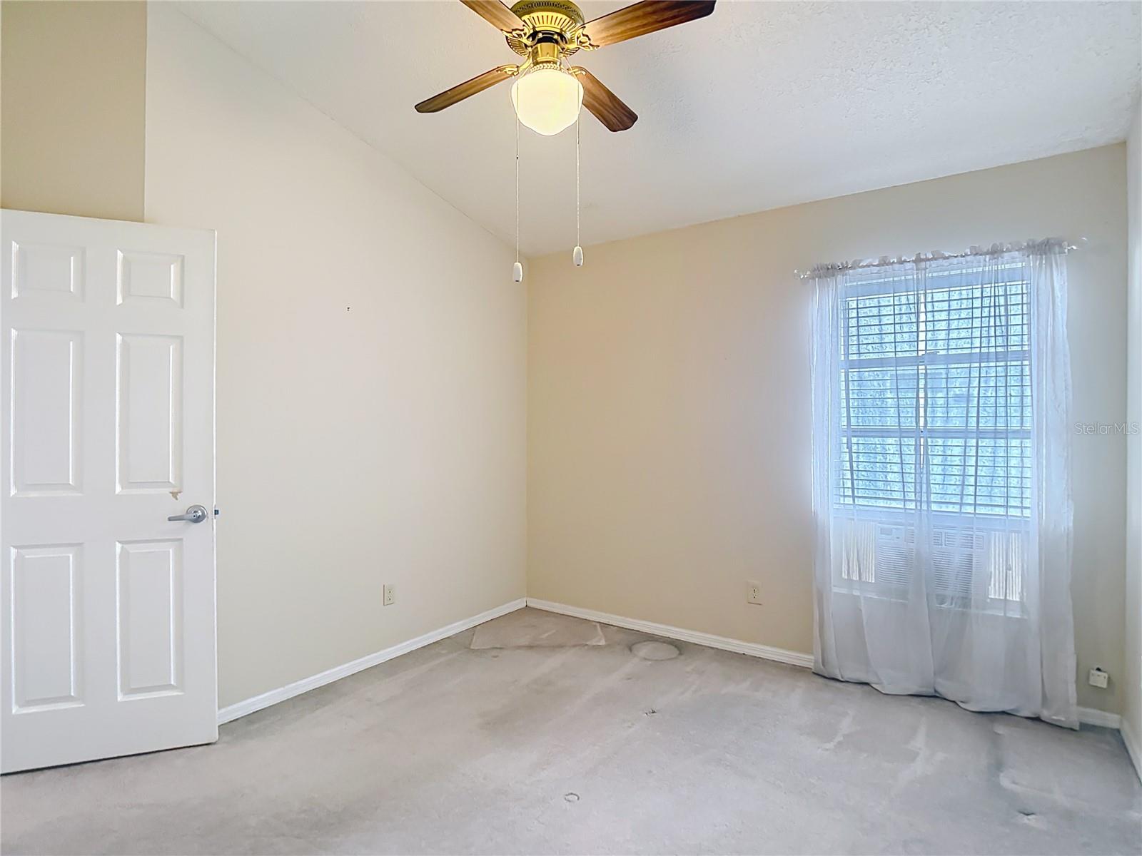 2631 GREEN VALLEY ST, VALRICO, FL, 33596