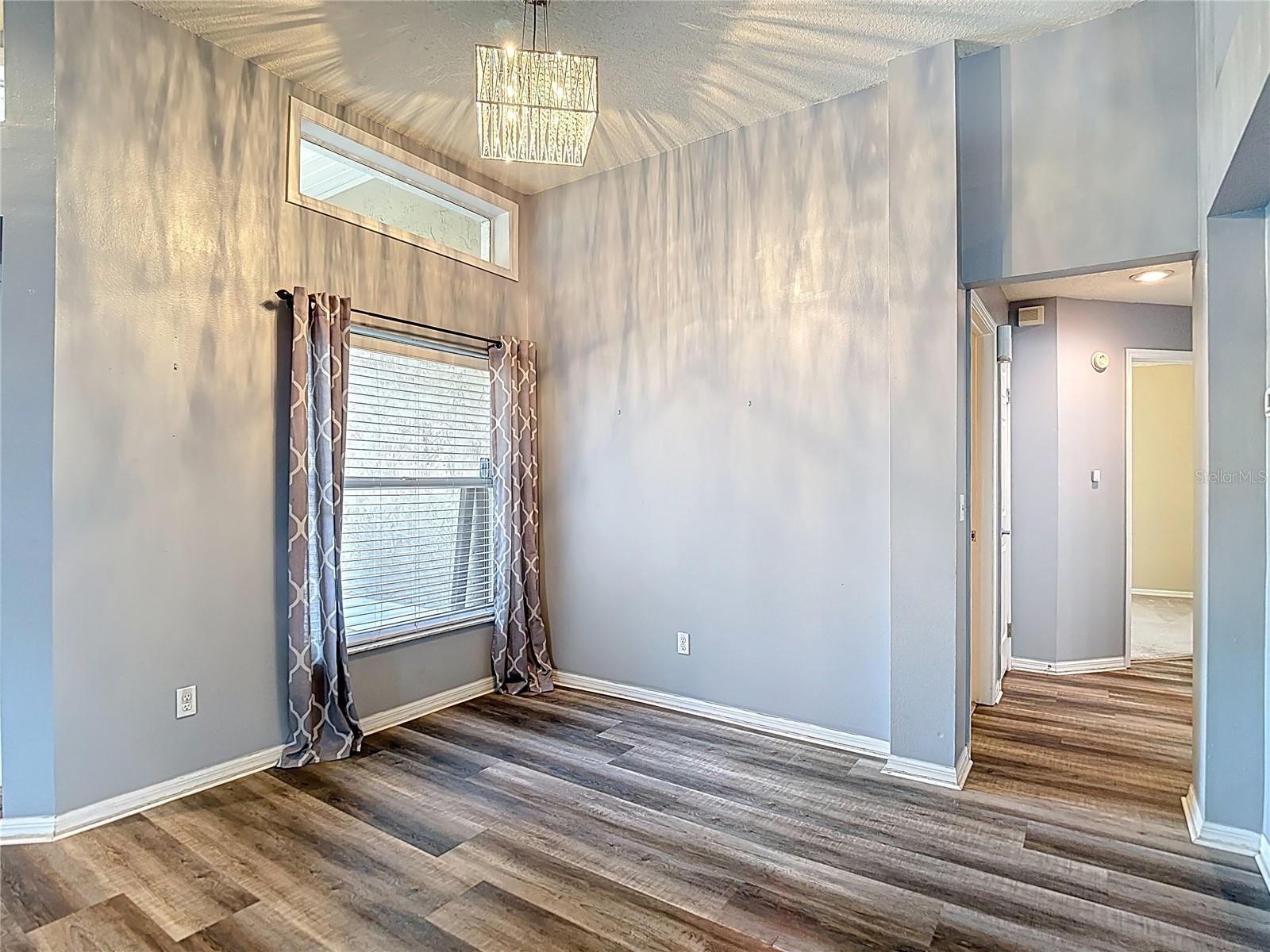 2631 GREEN VALLEY ST, VALRICO, FL, 33596