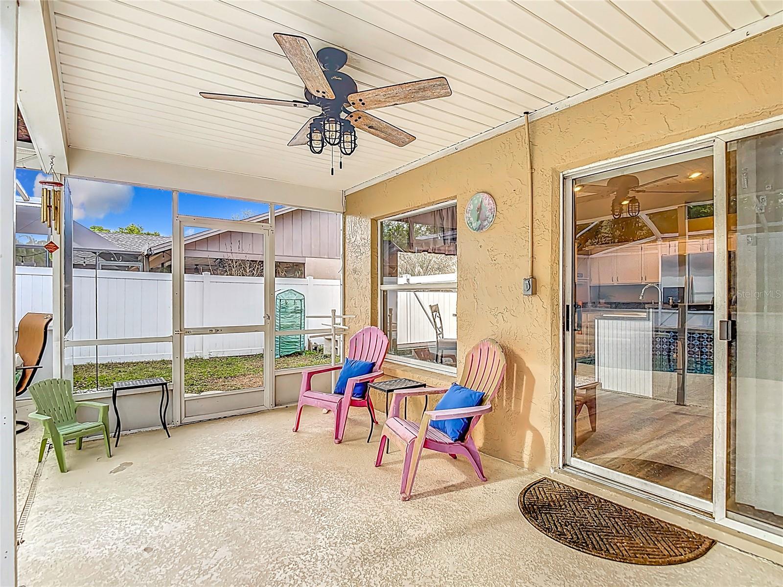 2631 GREEN VALLEY ST, VALRICO, FL, 33596