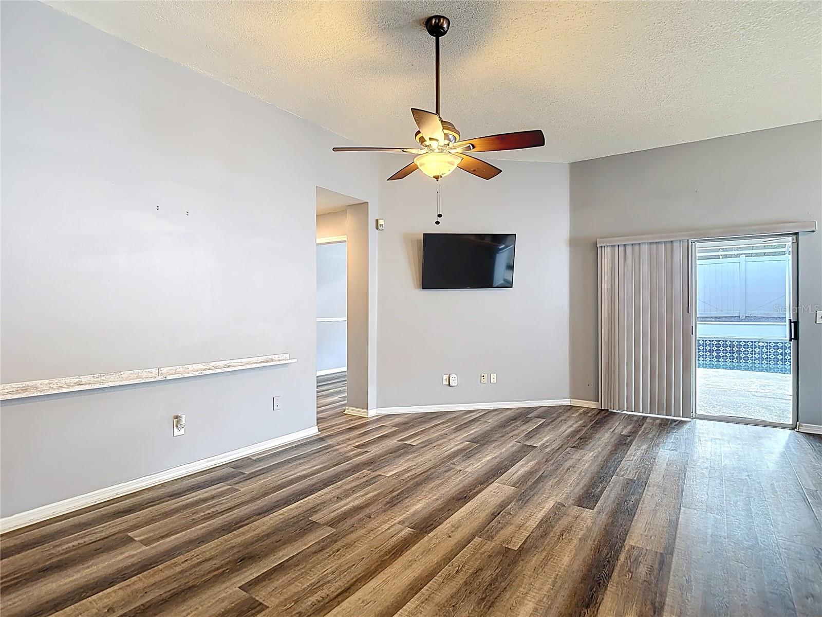 2631 GREEN VALLEY ST, VALRICO, FL, 33596