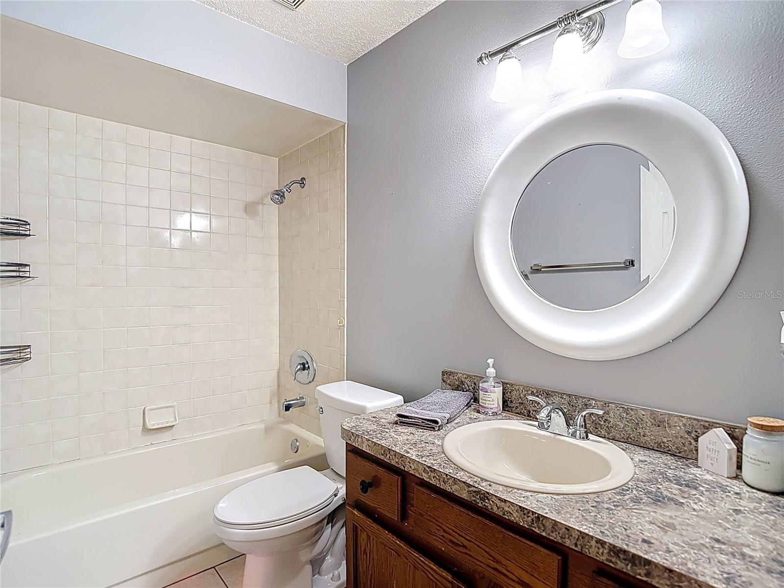 2631 GREEN VALLEY ST, VALRICO, FL, 33596